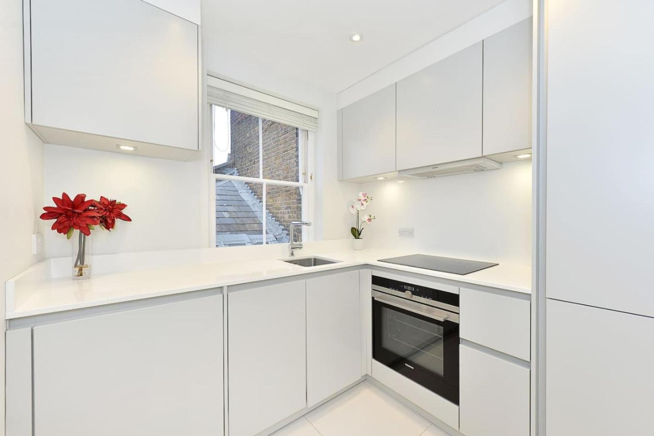 Cadogan Square Penthouse - Best Location