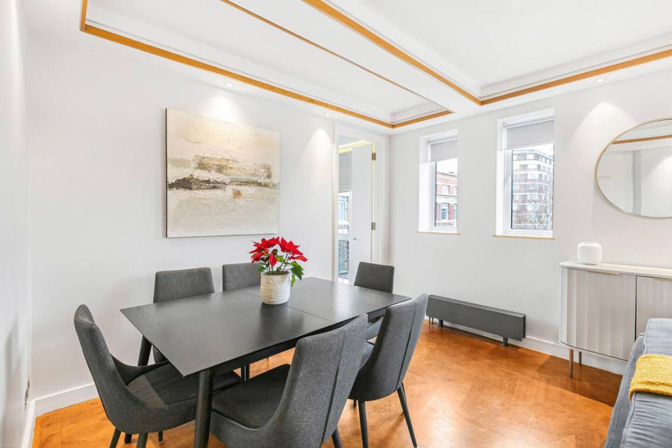 Stylish Chelsea Home - Elevator and Best Location