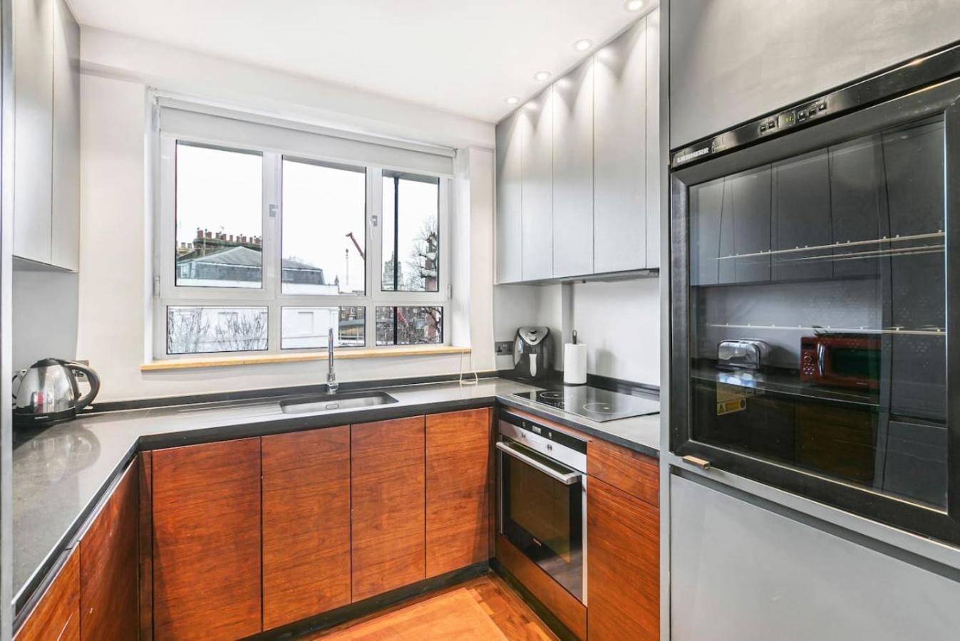 Stylish Chelsea Home - Elevator and Best Location