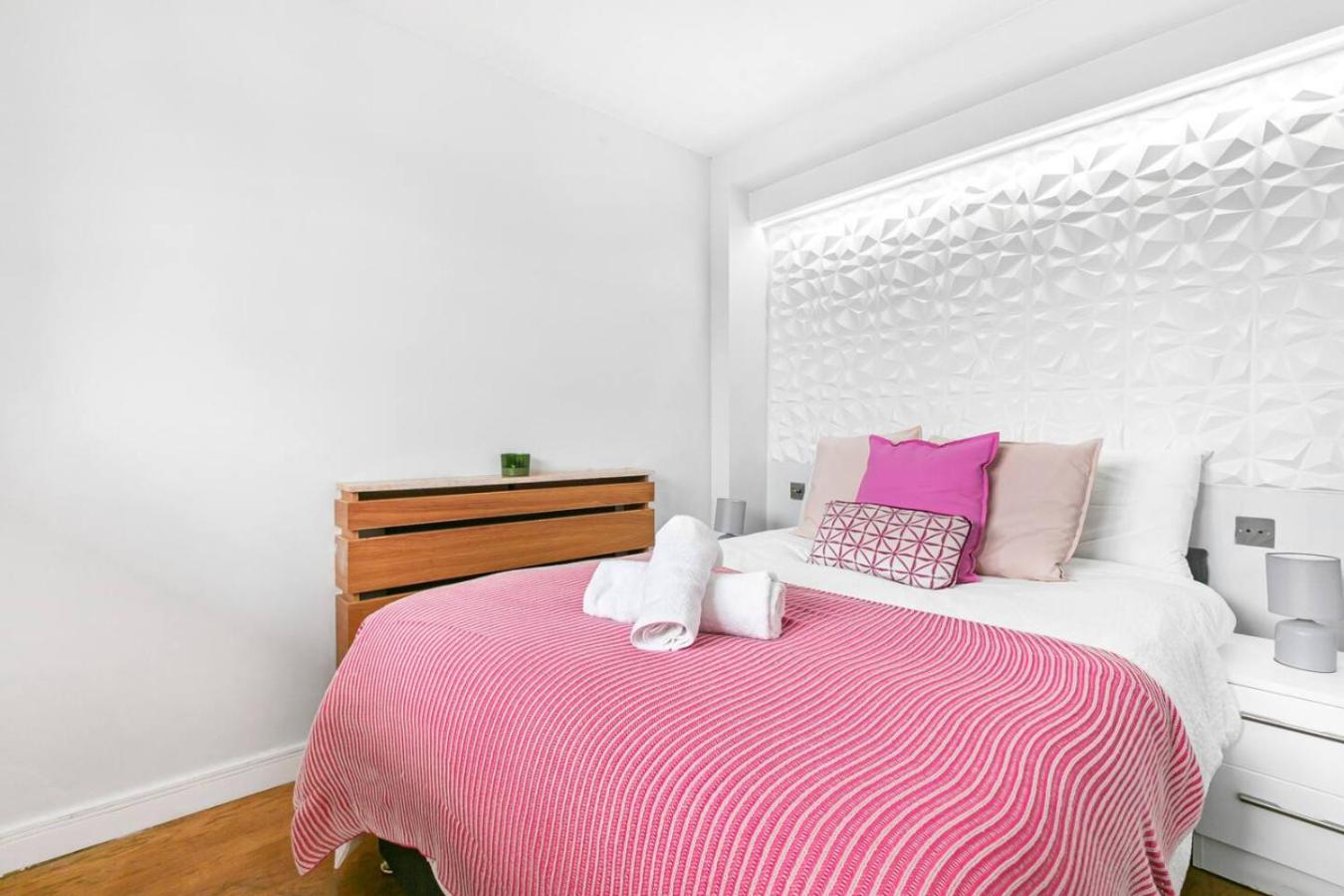 Stylish Chelsea Home - Elevator and Best Location