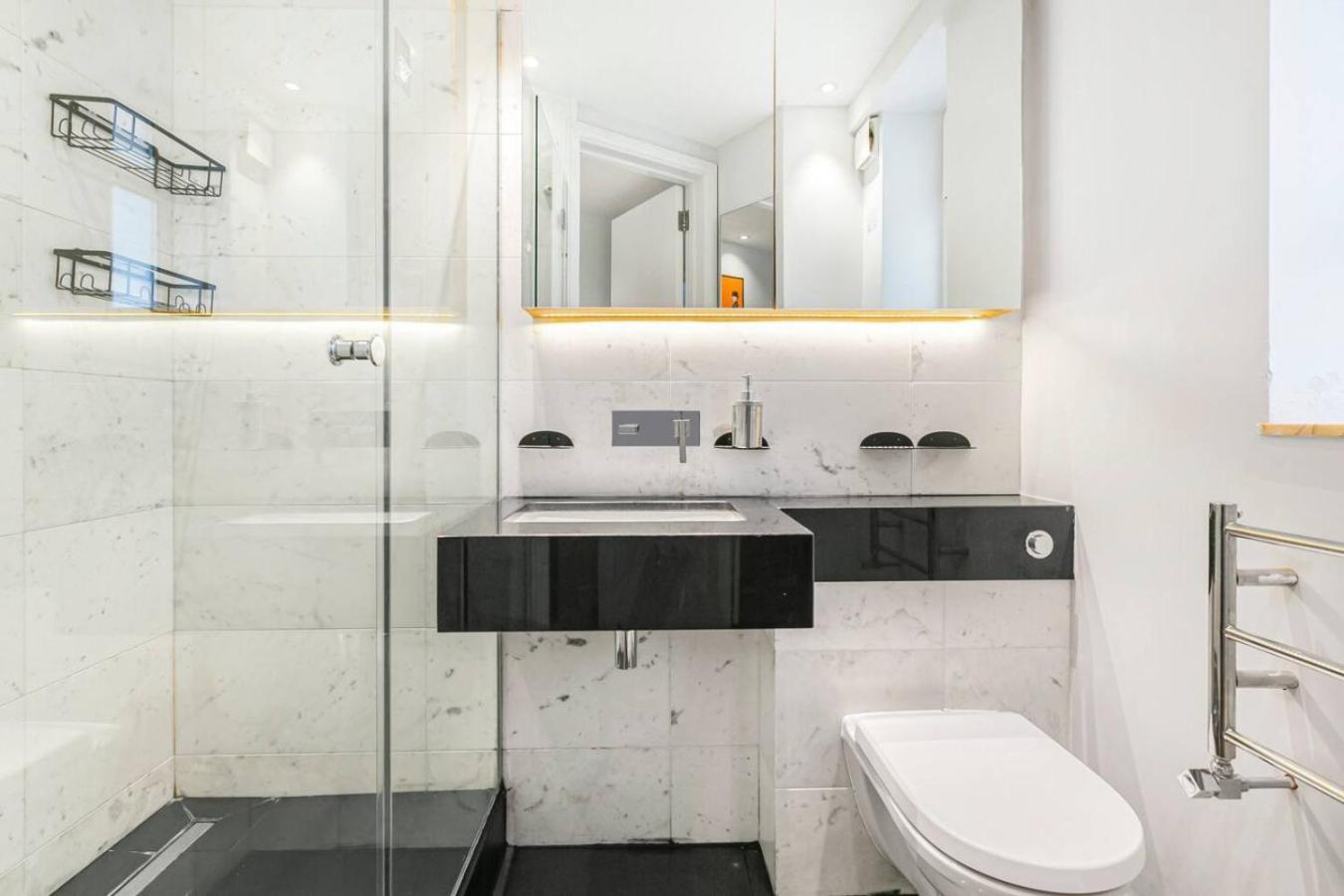 Stylish Chelsea Home - Elevator and Best Location
