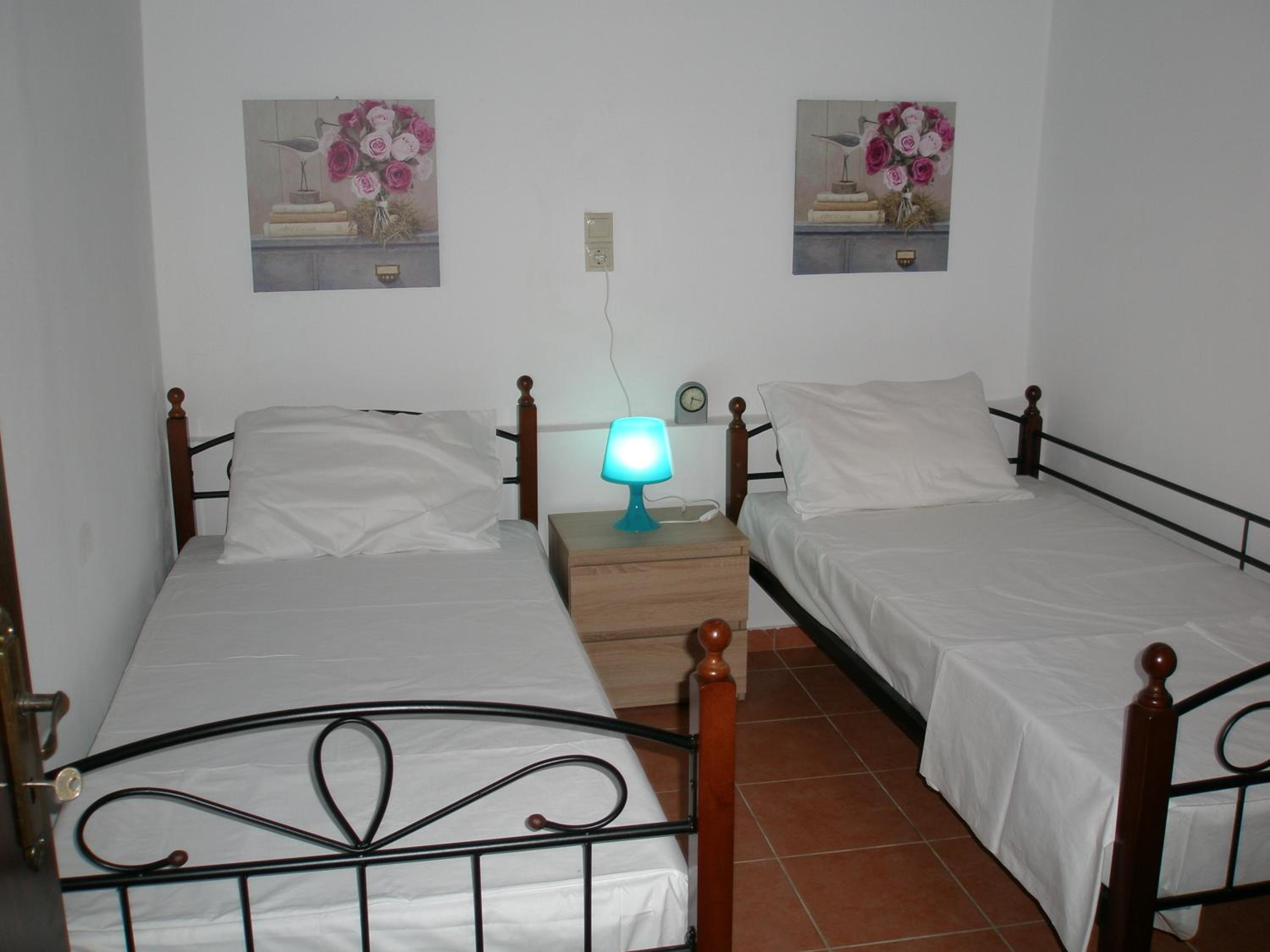 Casa Theoni