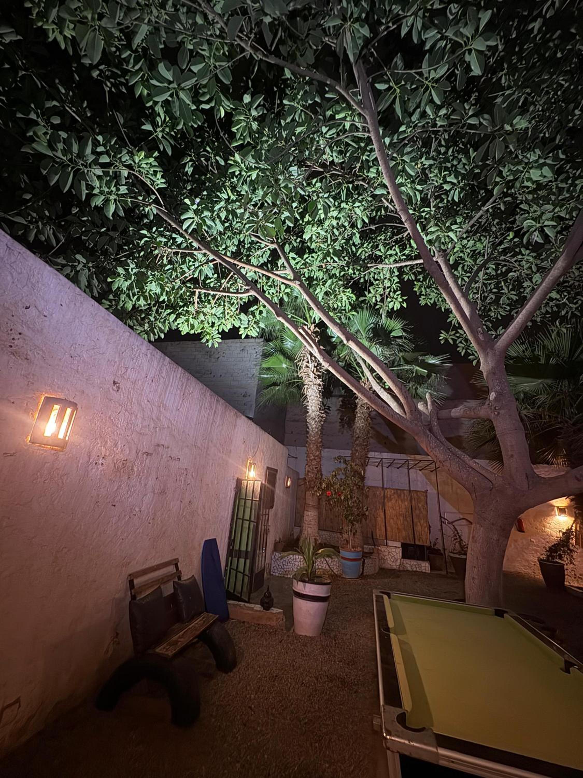 ASARAG GUEST HOUSE, YOGA & Surf