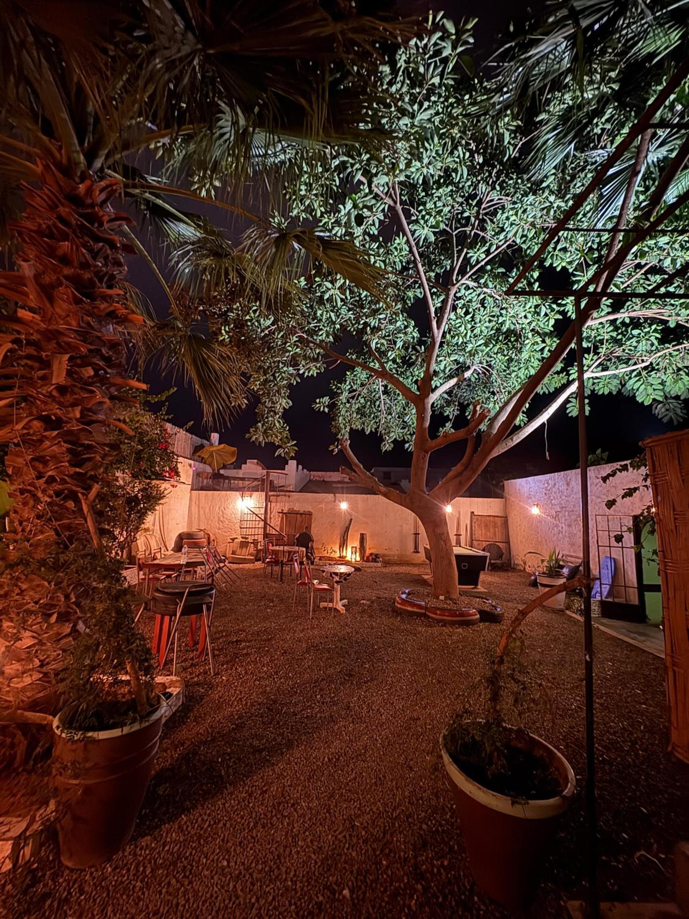ASARAG GUEST HOUSE, YOGA & Surf