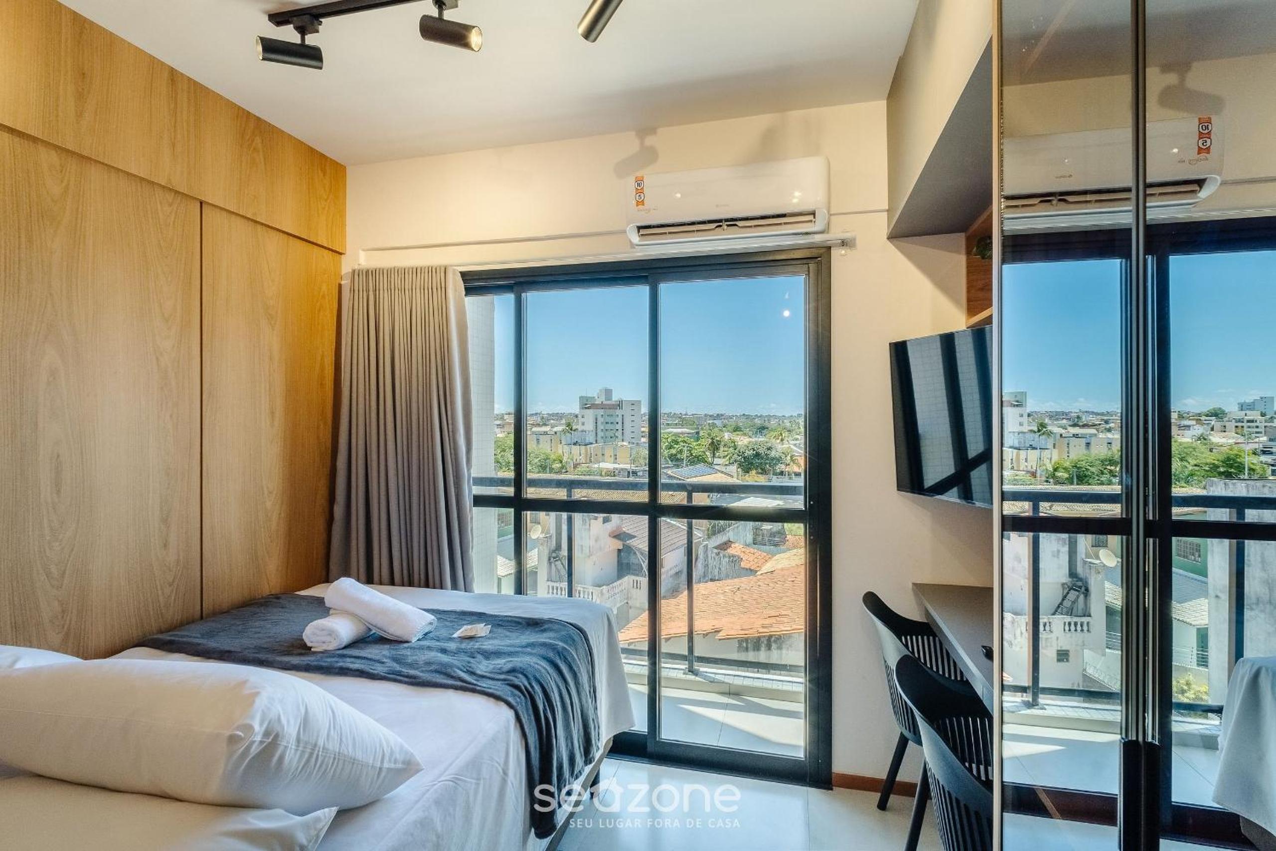 ONE - Studios in Piatã, 230m from the Beach