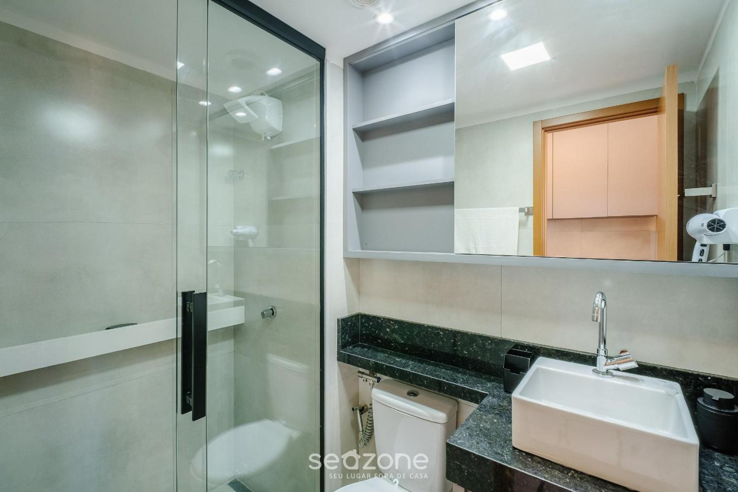 ONE - Studios in Piatã, 230m from the Beach