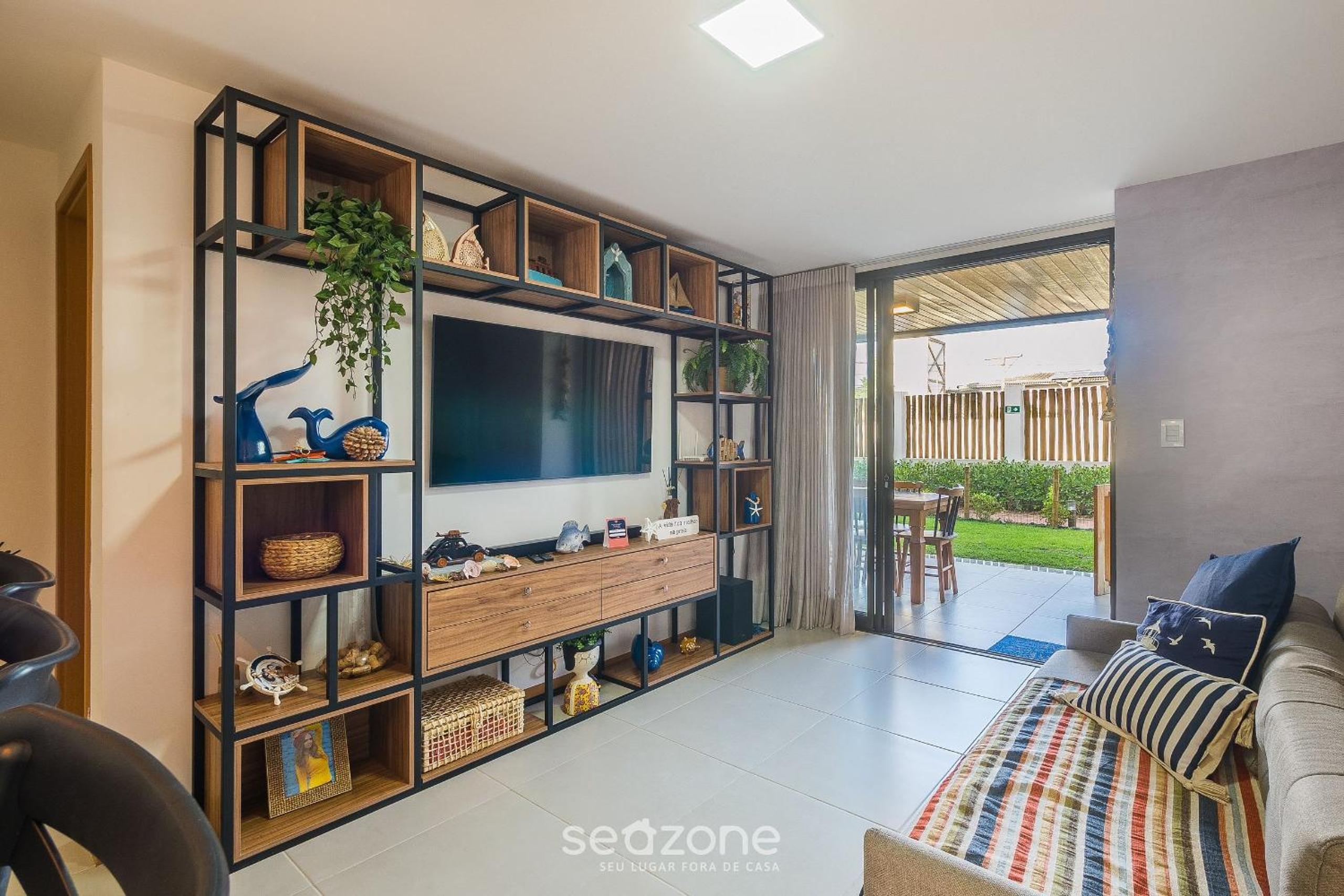 2 Suite Apartment in Condo with Pool EKO0008