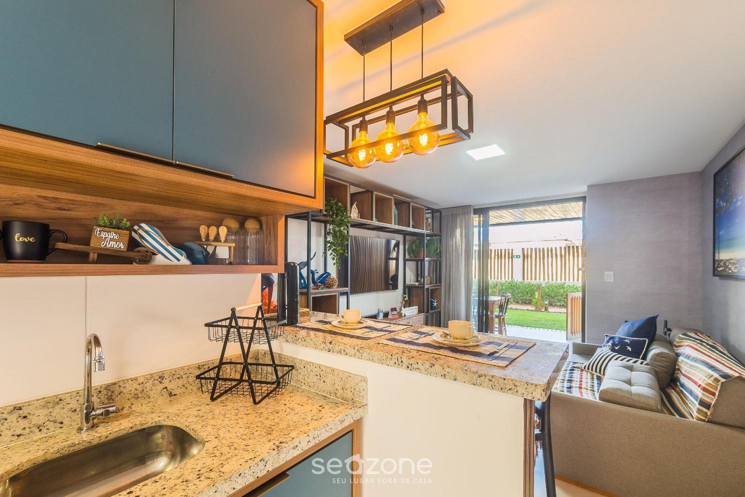2 Suite Apartment in Condo with Pool EKO0008