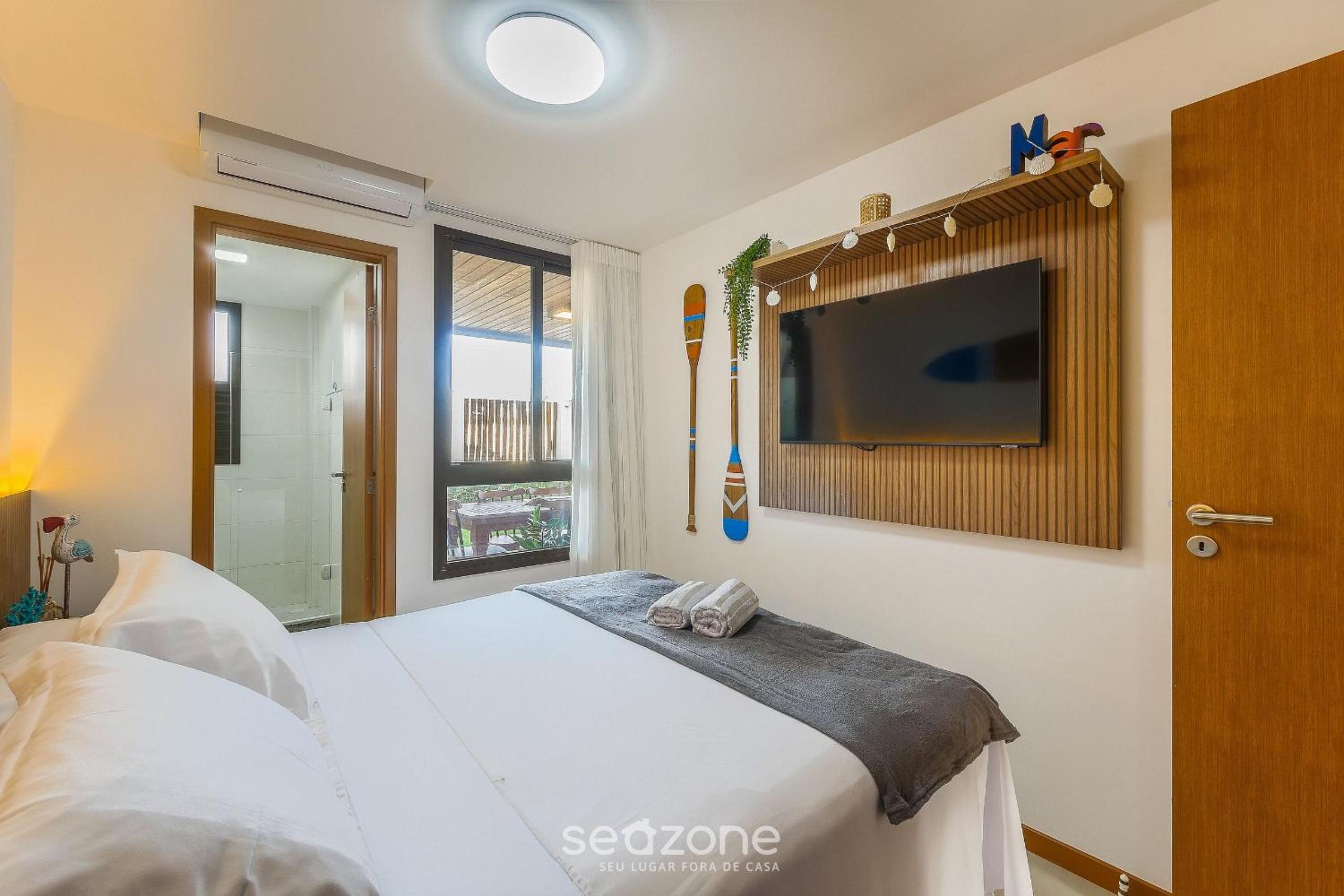 2 Suite Apartment in Condo with Pool EKO0008