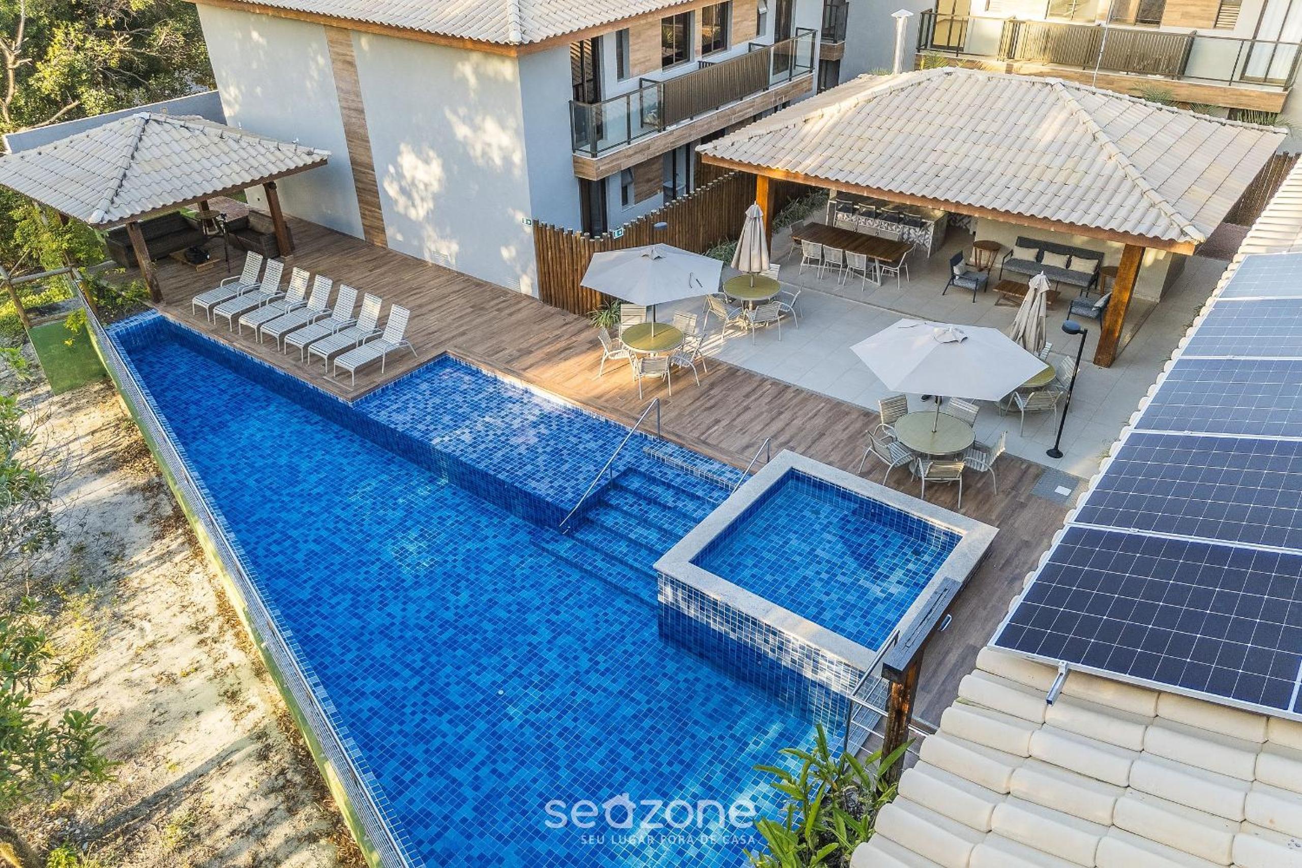 2 Suite Apartment in Condo with Pool EKO0008