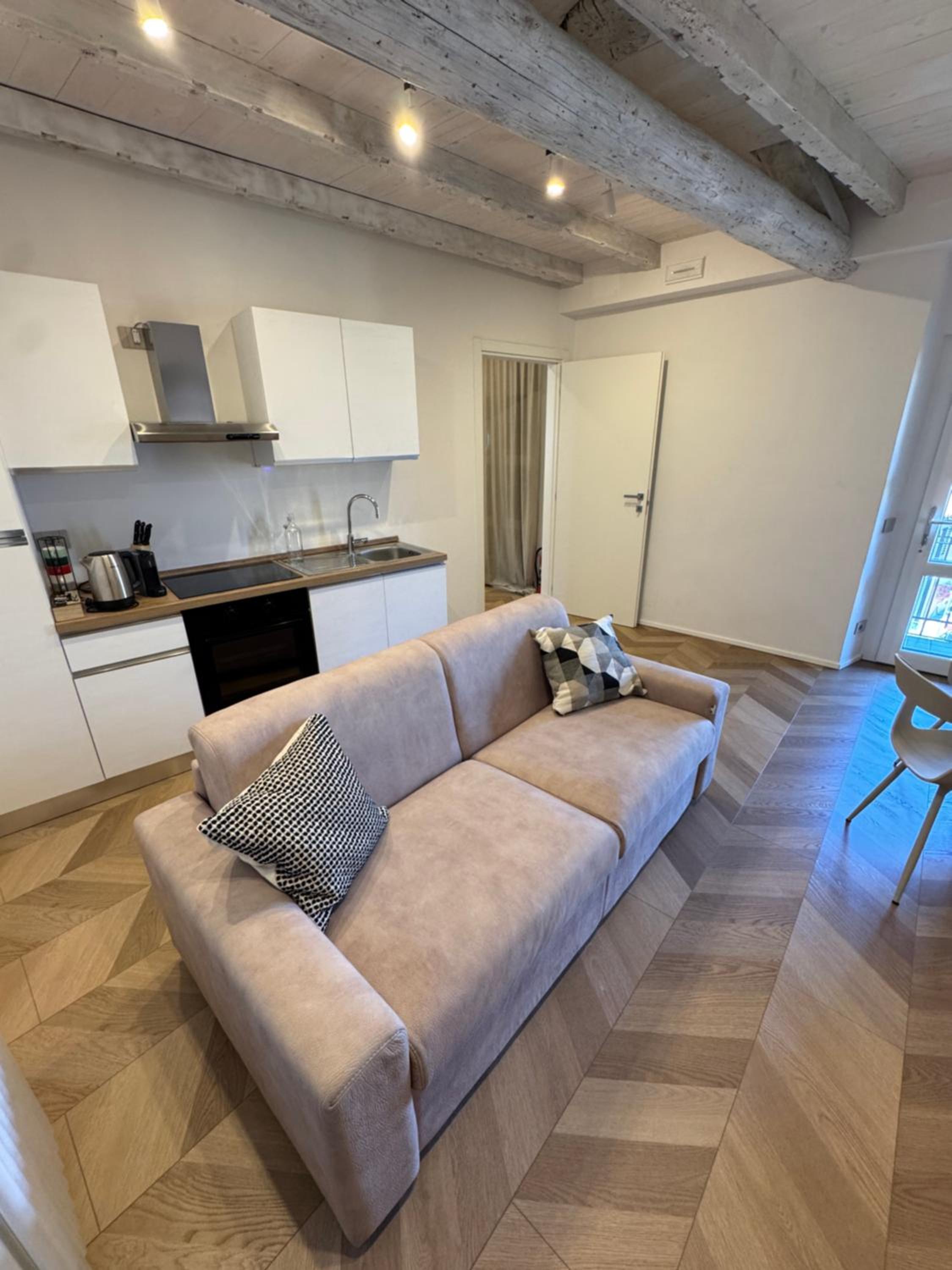 Pedroom Via San Tomaso