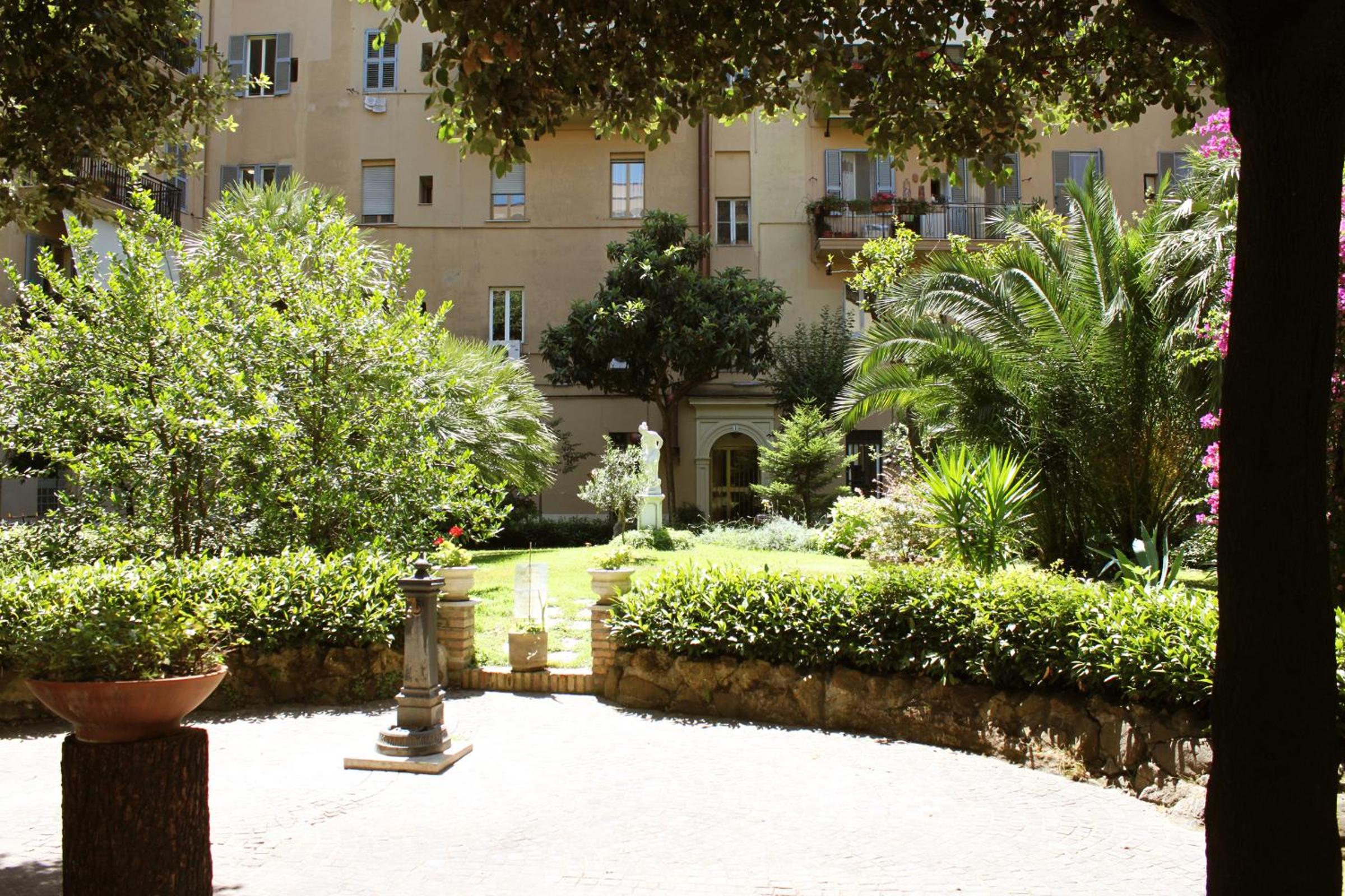 Raphael Rooms