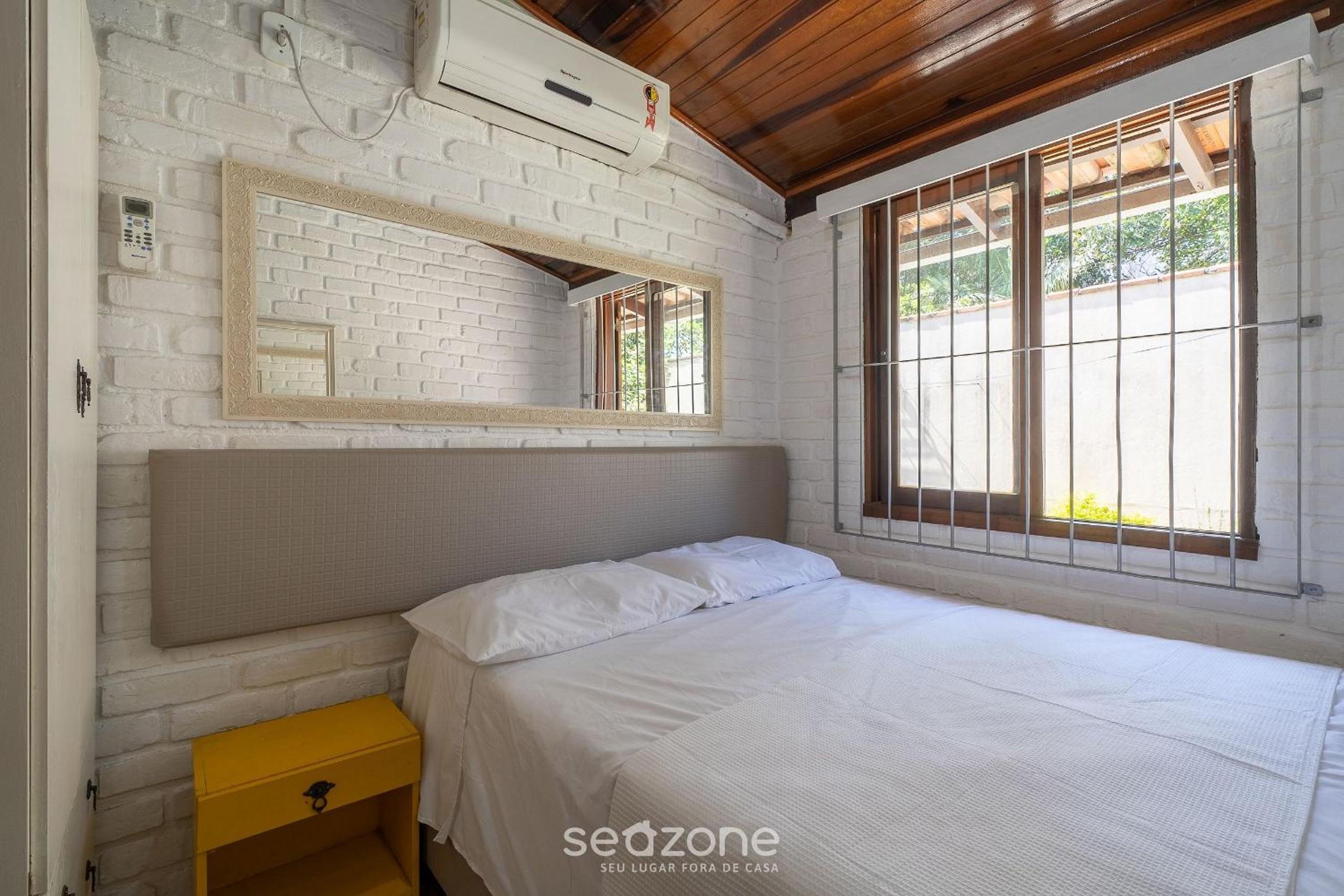 3BR House 230m from beach w/ BBQ & Grg RGV115