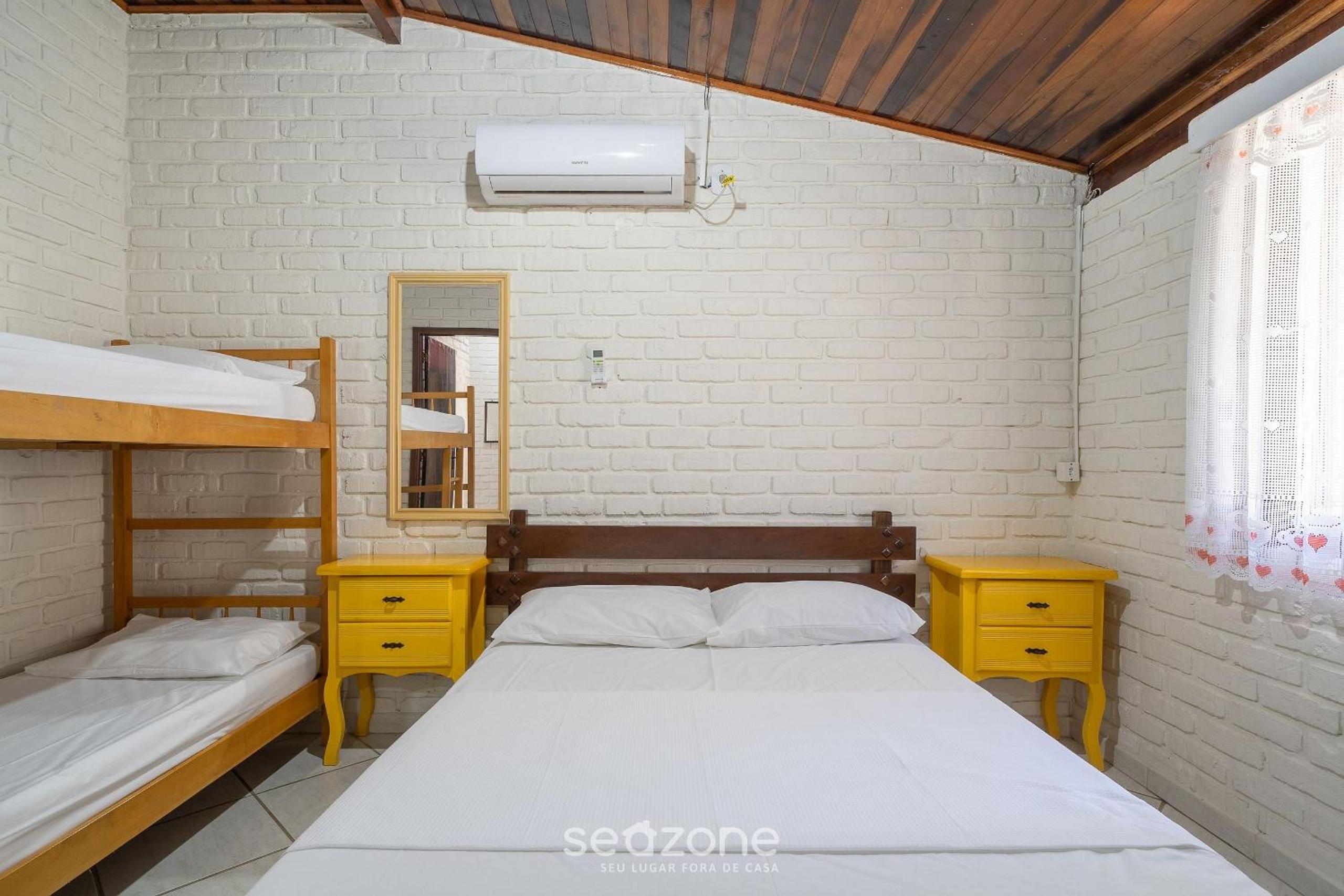 3BR House 230m from beach w/ BBQ & Grg RGV115