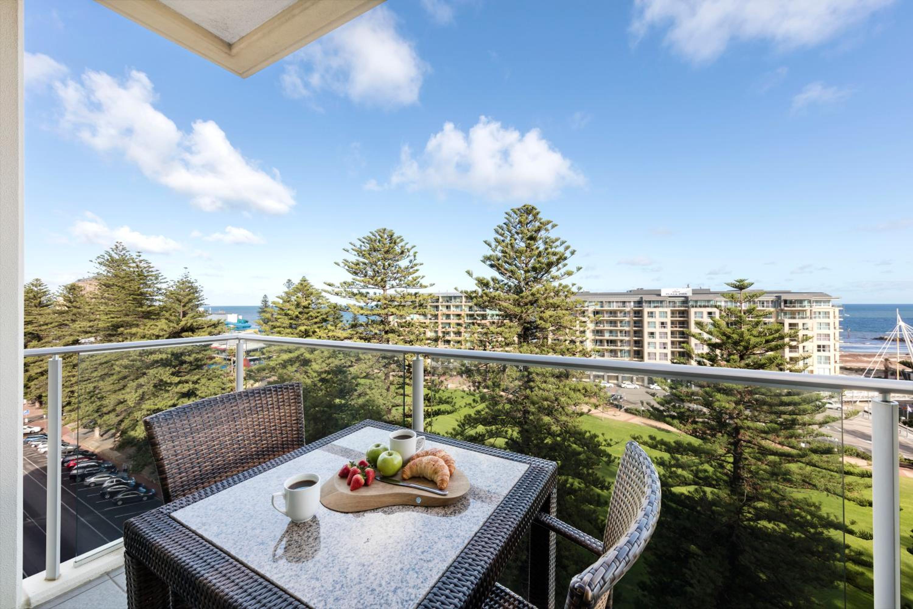 Oaks Glenelg Liberty Suites, photo 25