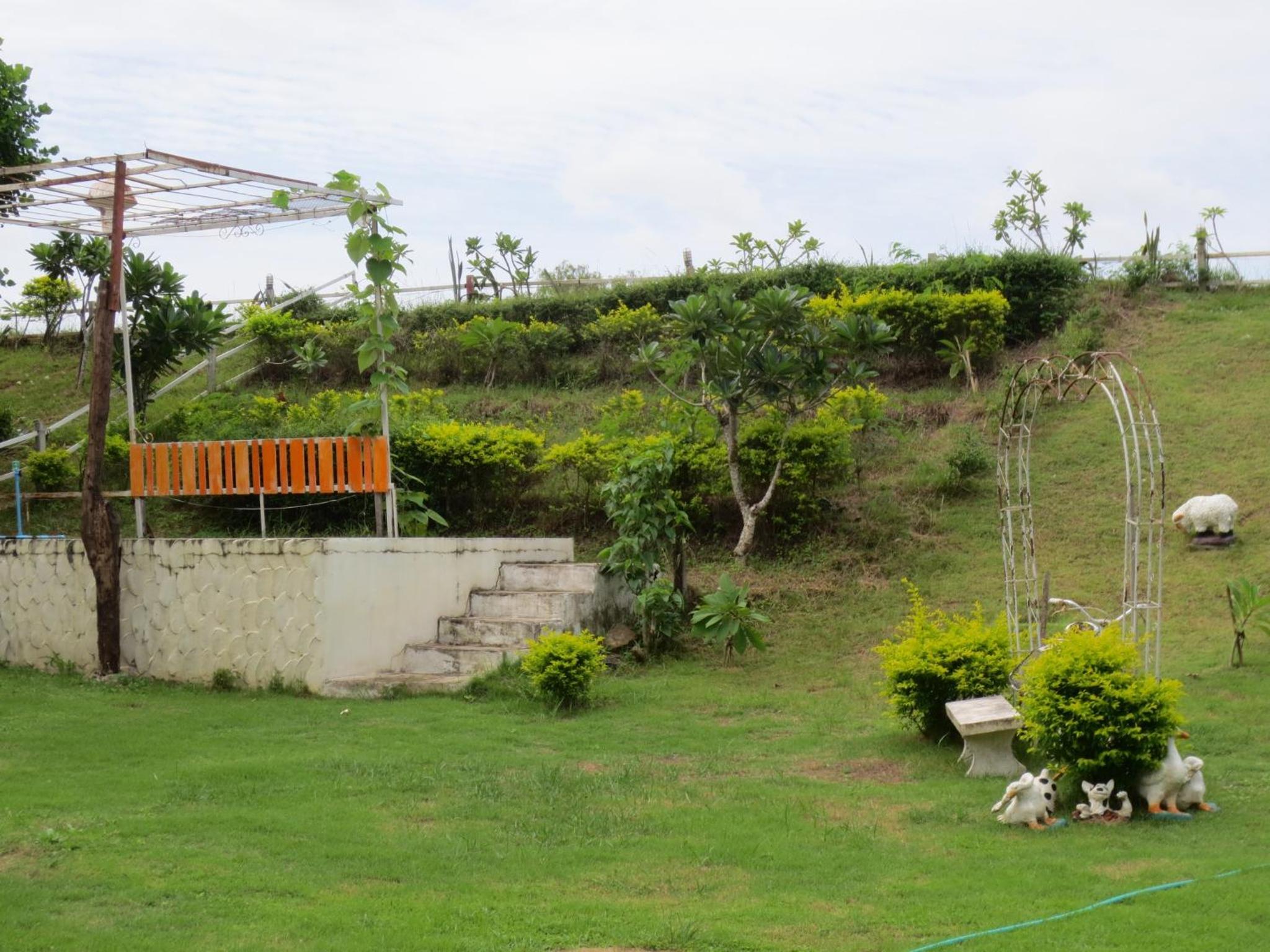Ban Tonnam Resort