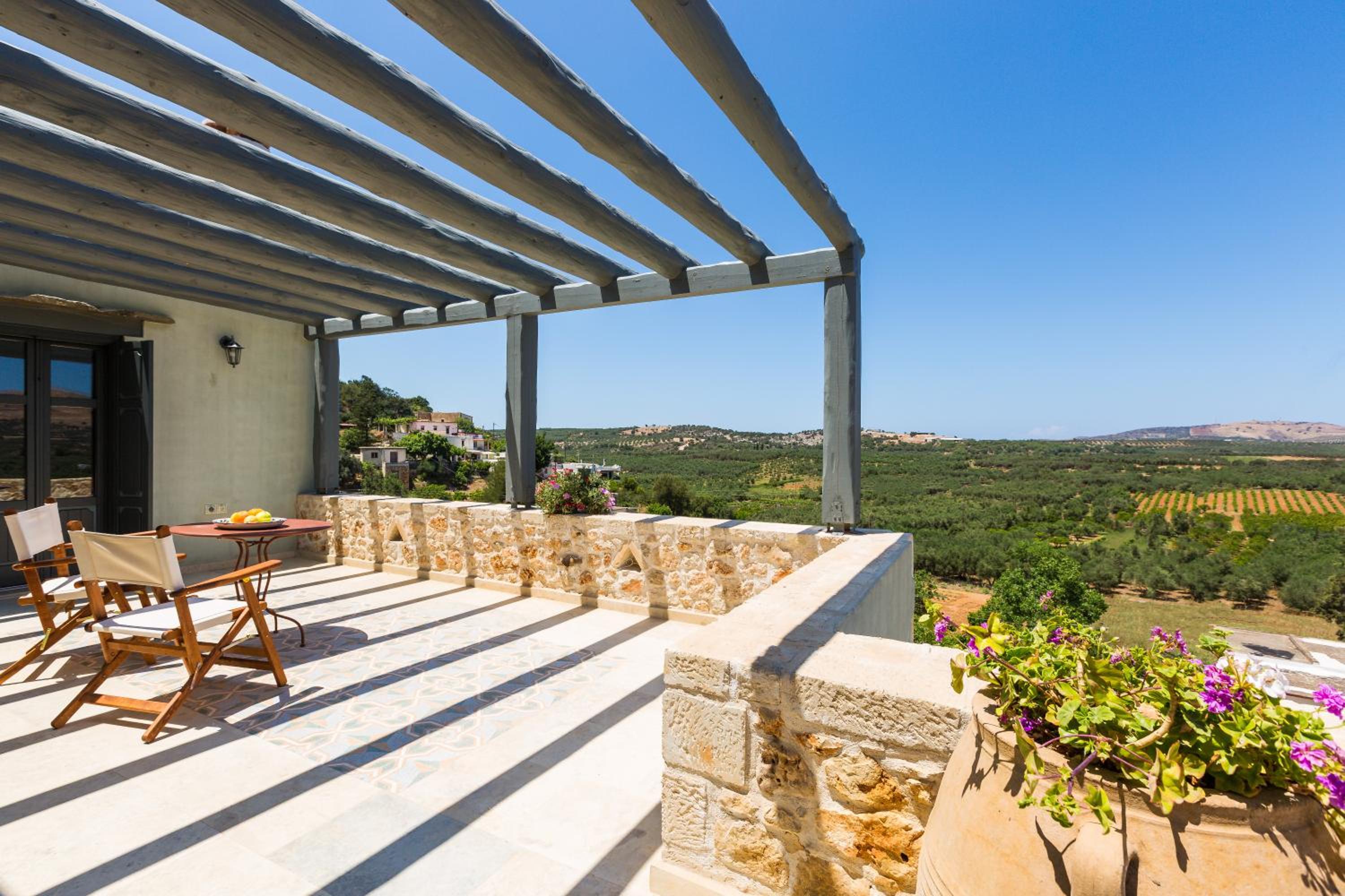 ERONDAS Cretan Country Villas