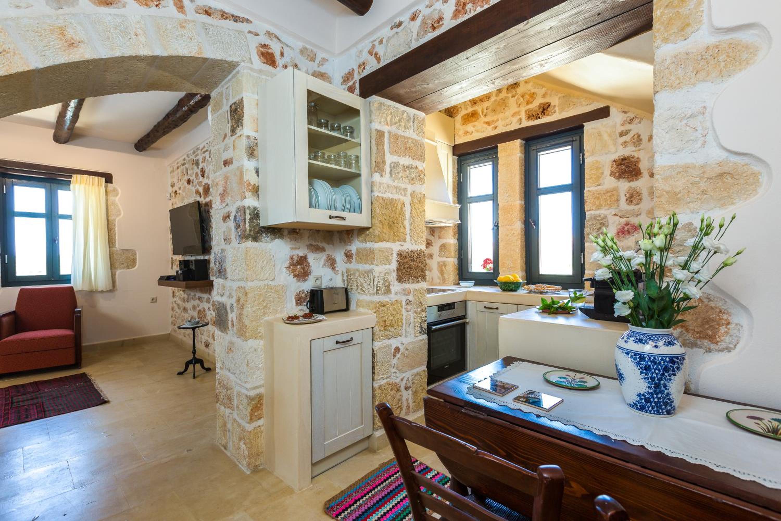 ERONDAS Cretan Country Villas