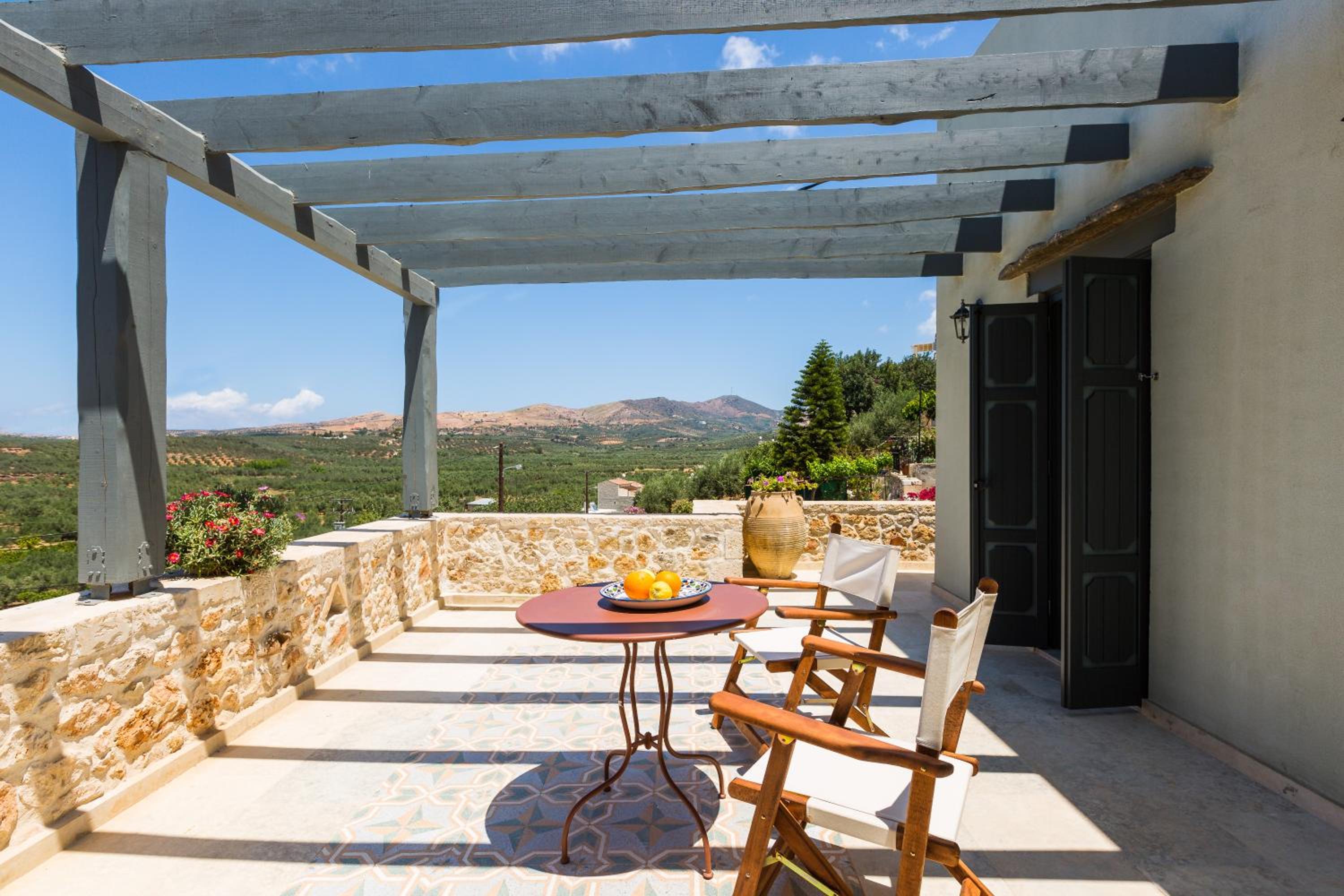 ERONDAS Cretan Country Villas