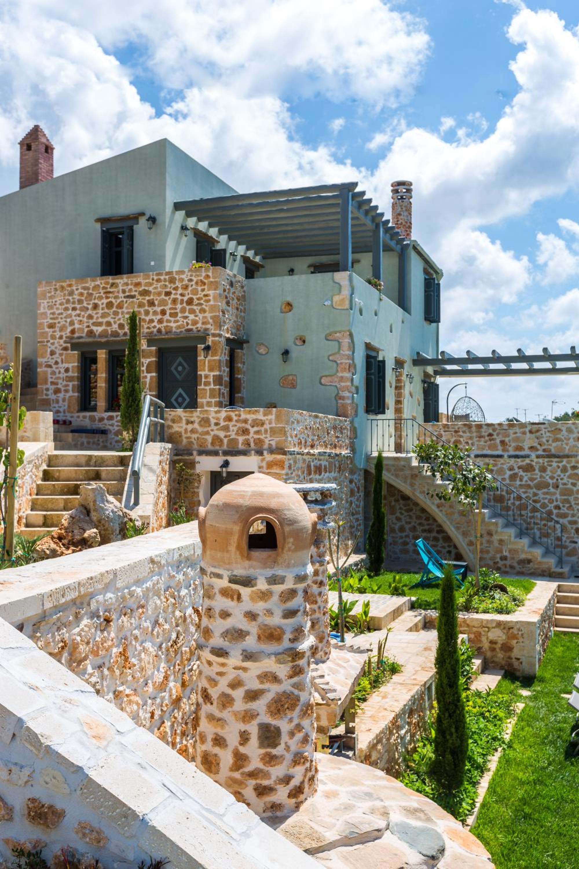 ERONDAS Cretan Country Villas