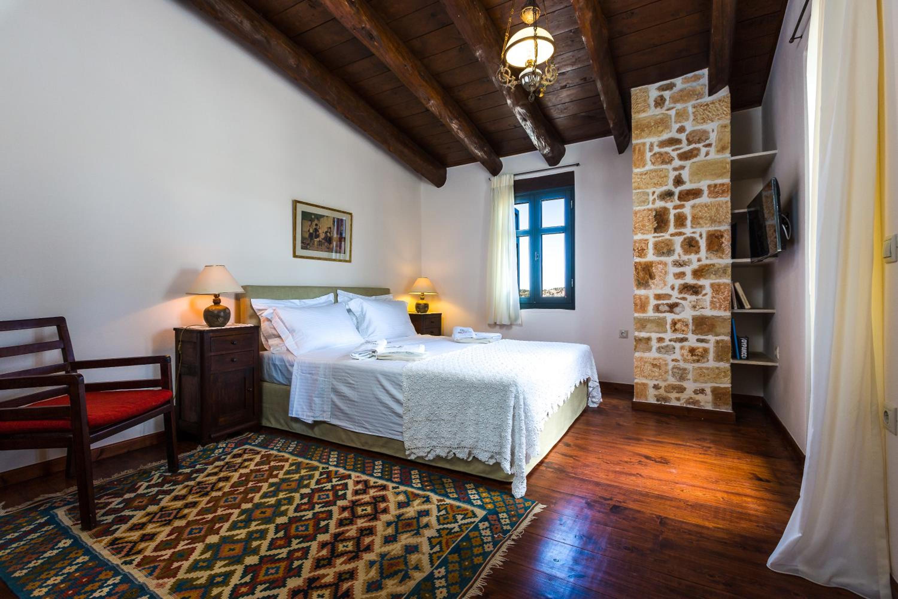 ERONDAS Cretan Country Villas