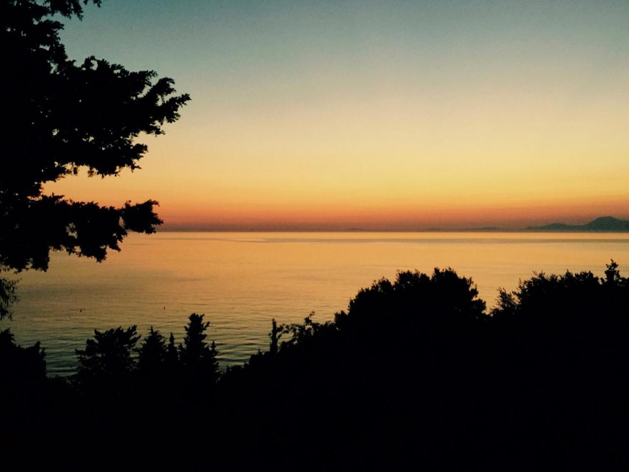 Villa Laura Sea View Apartments