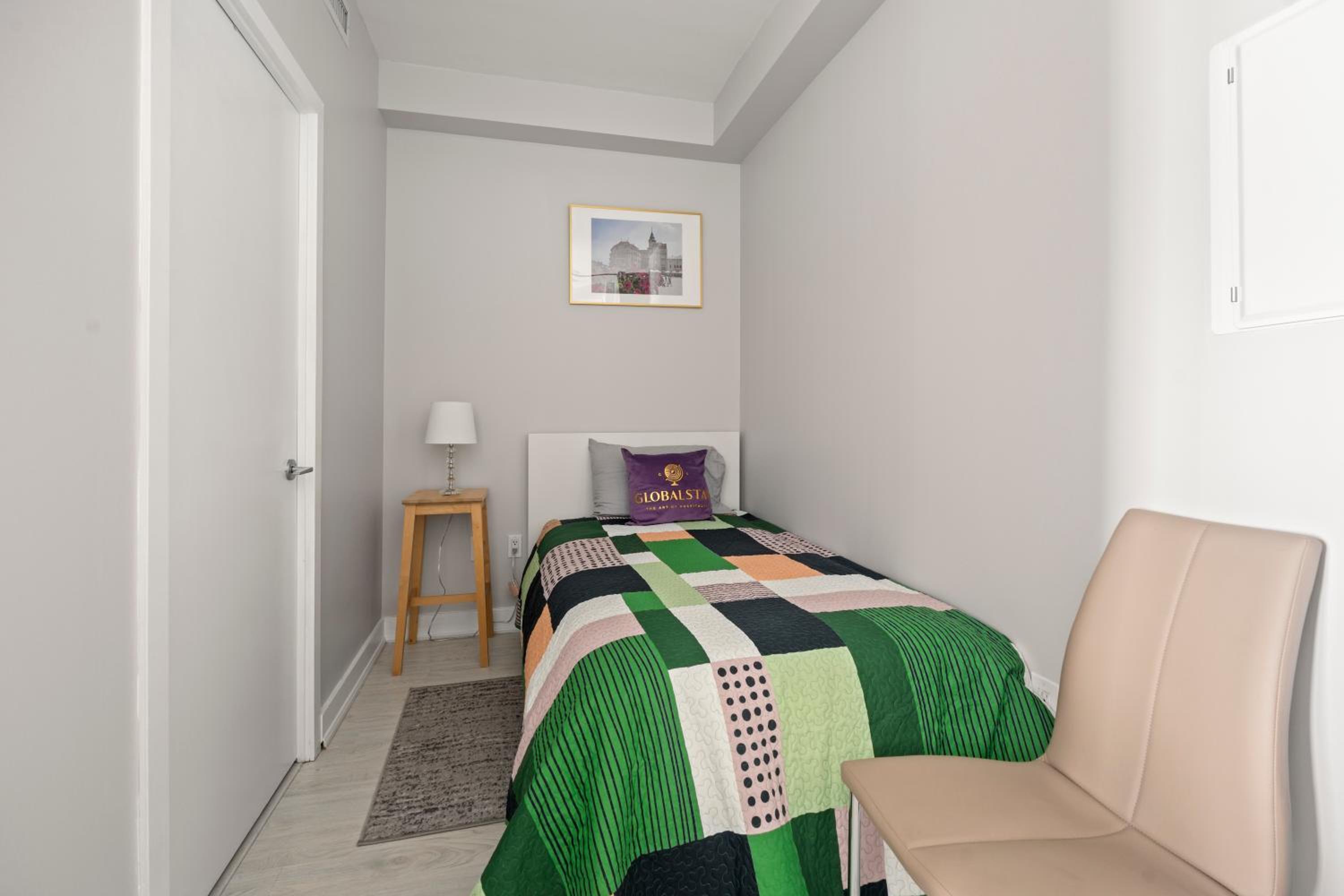 High Floor 1 Bedroom plus Den Condo Iceboat Terrace Downtown Toronto