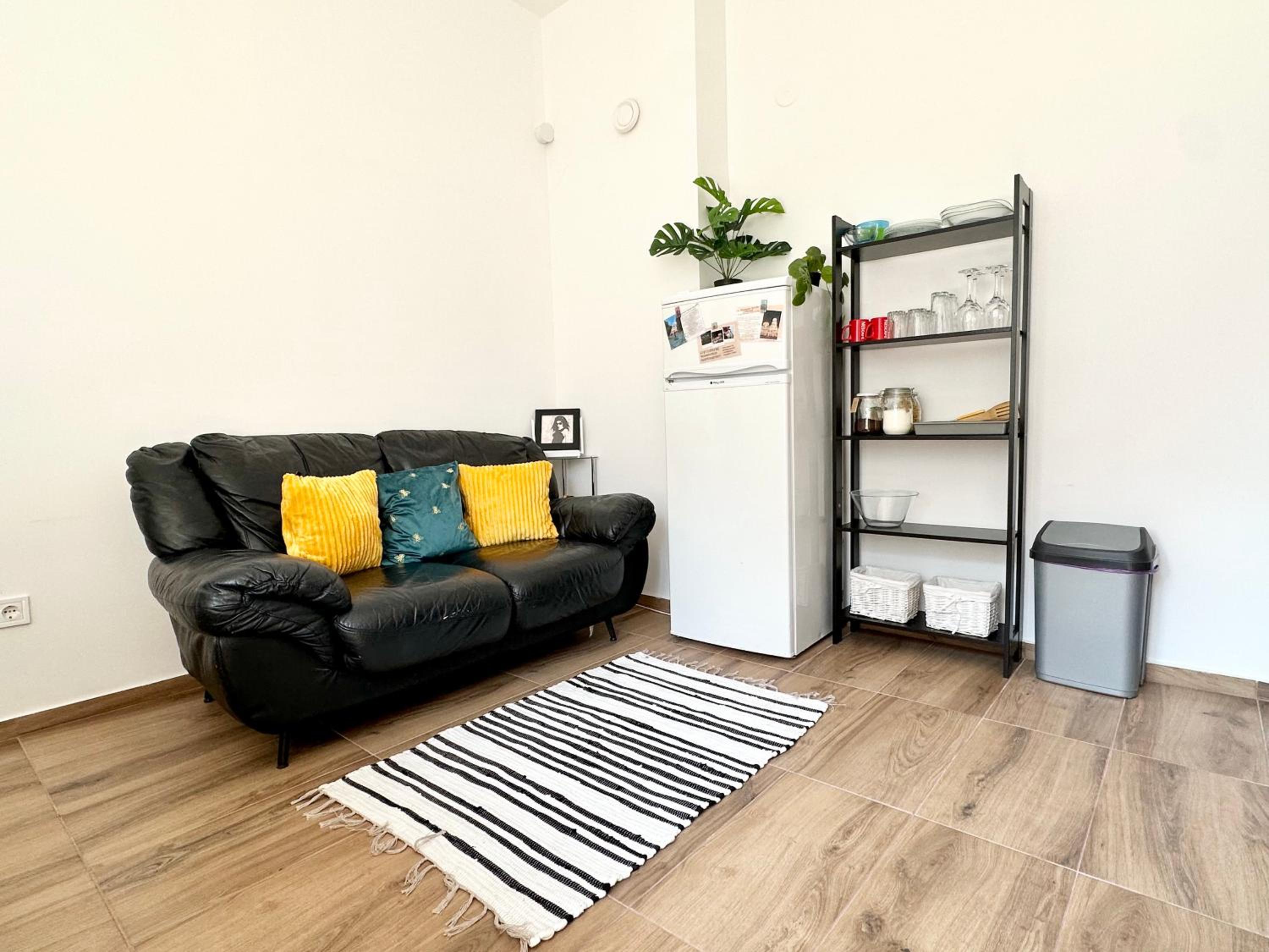 Bright, City Centre, 1BR Apartment , Next to Sofia University