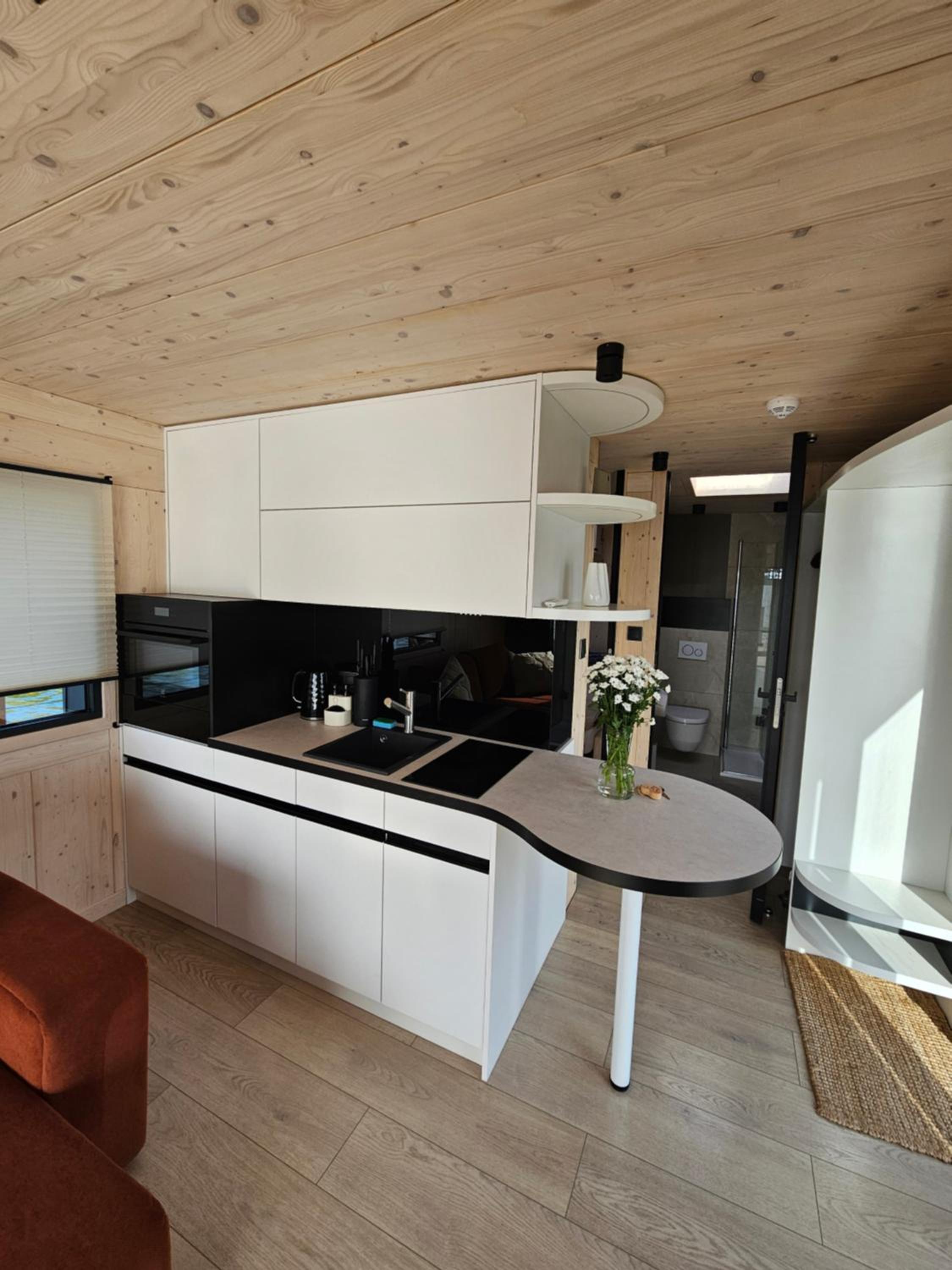 Domki na wodzie, Apartamenty, Houseboat, Jezioro Bukowo, Mierzeja 