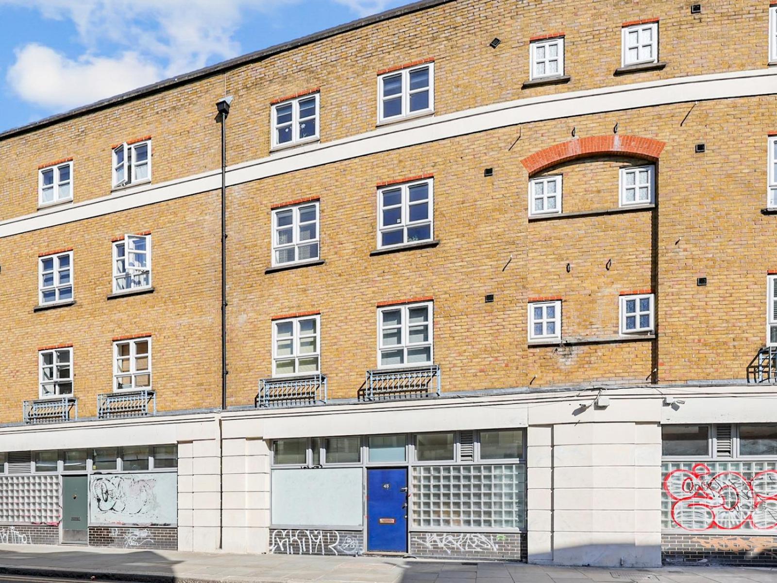 Pass the Keys Calm Brick Lane Area Stay, 2BR Home