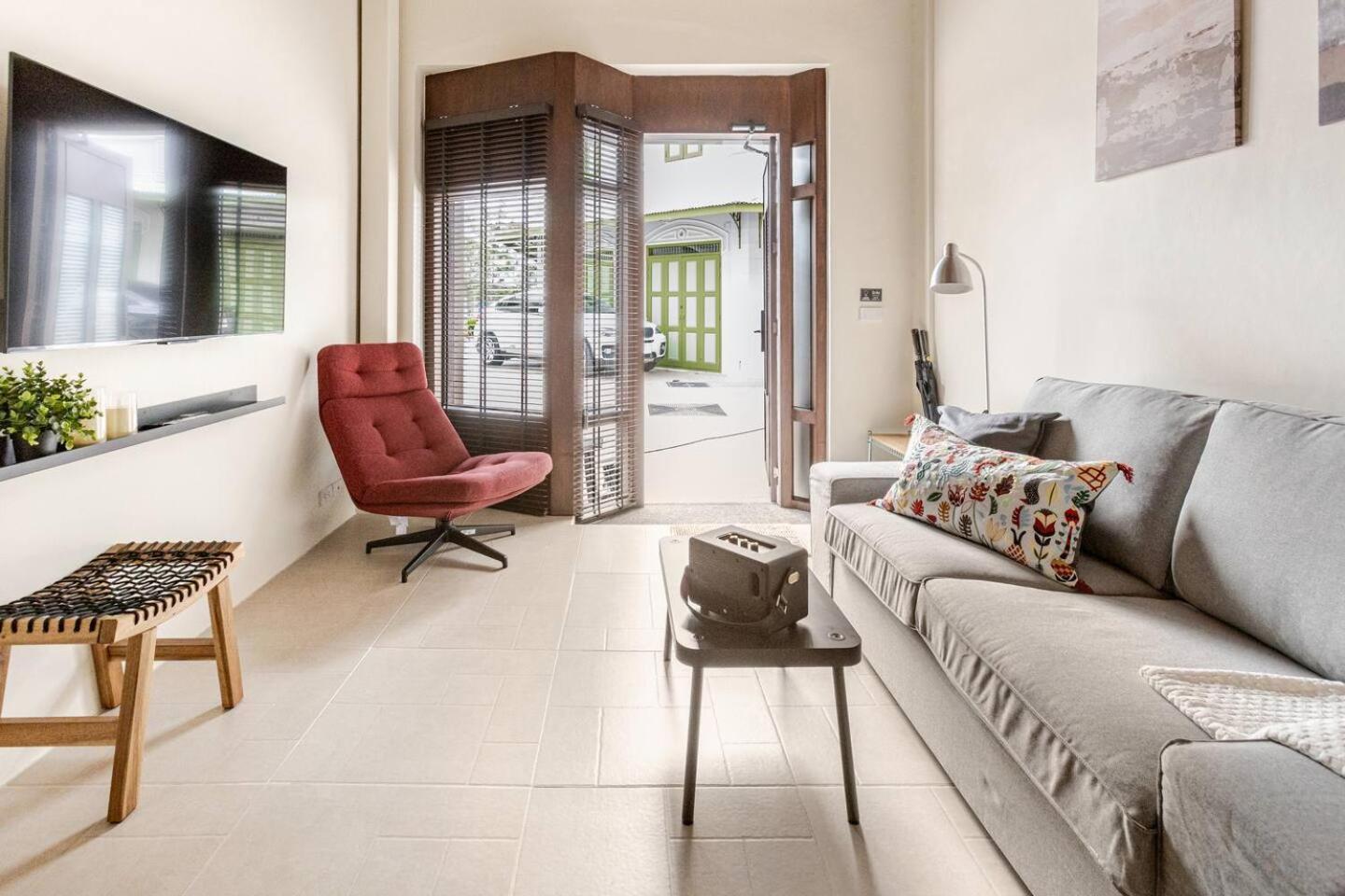 Nueng Rana 232 Corner view 1BR Duplex 3beds / 2B