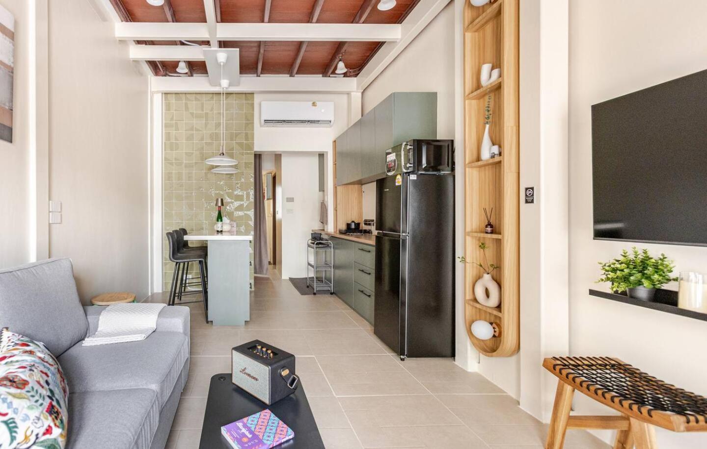 Nueng Rana 232 Corner view 1BR Duplex 3beds / 2B