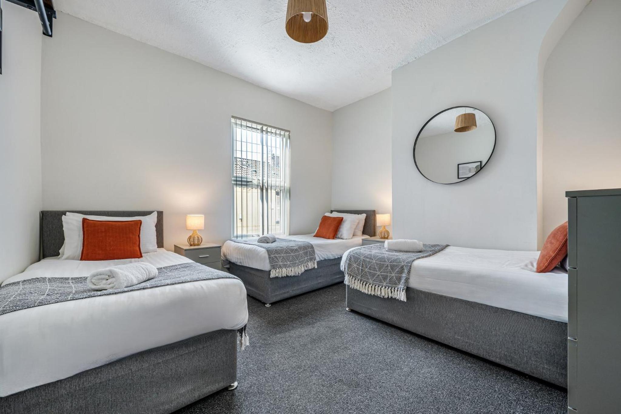 Randolph House - Air Host & Stay - Sleeps 6