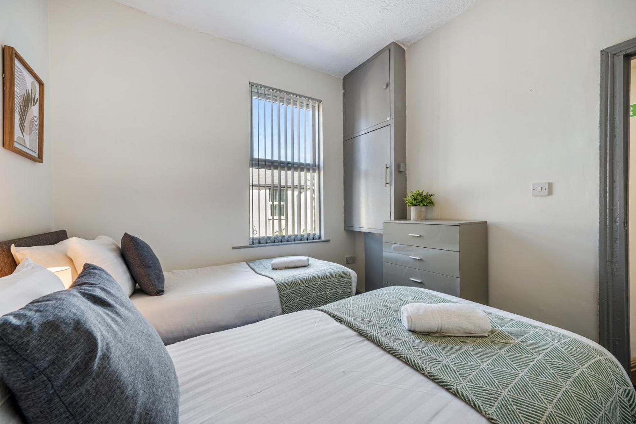 Randolph House - Air Host & Stay - Sleeps 6