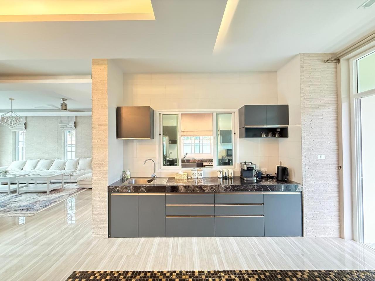 Kamala Beach Phuket - 4BR Private Luxury Pool Villa with Maid