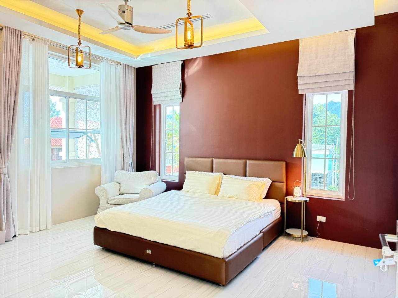 Kamala Beach Phuket - 4BR Private Luxury Pool Villa with Maid