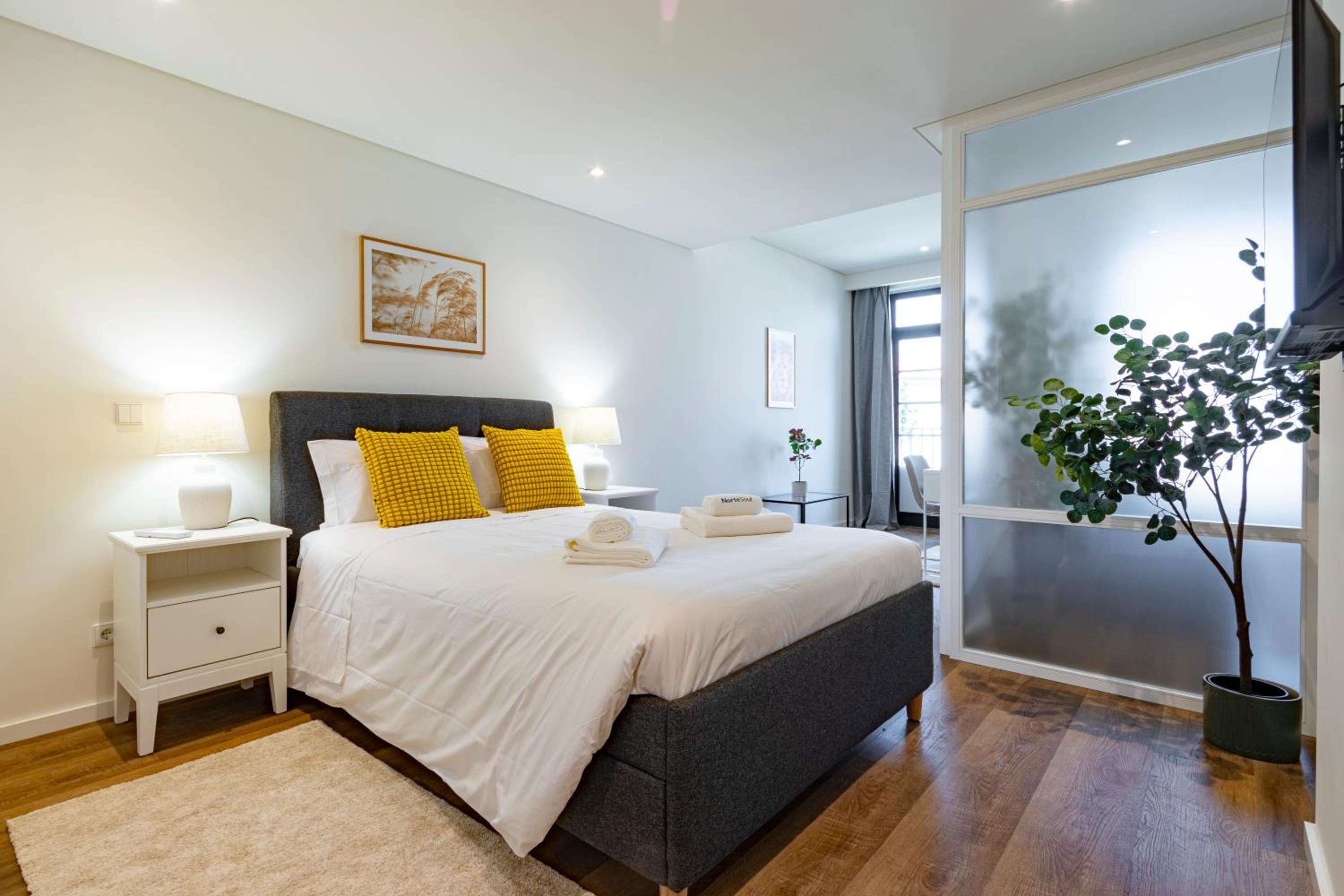 NorteSoul OldTown - 2 Bedroom 2 Bathroom Apartment!