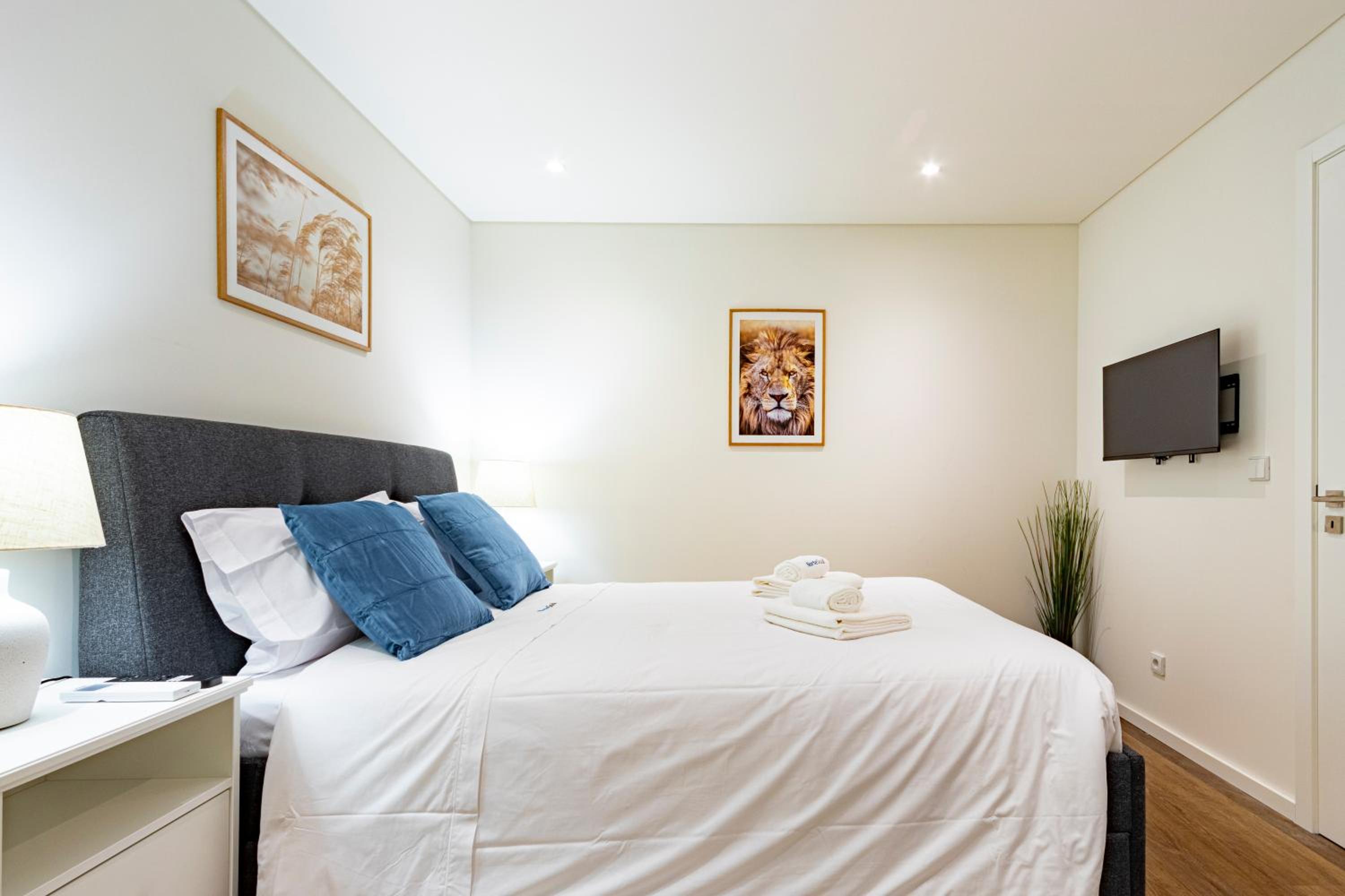 NorteSoul OldTown - 2 Bedroom 2 Bathroom Apartment!