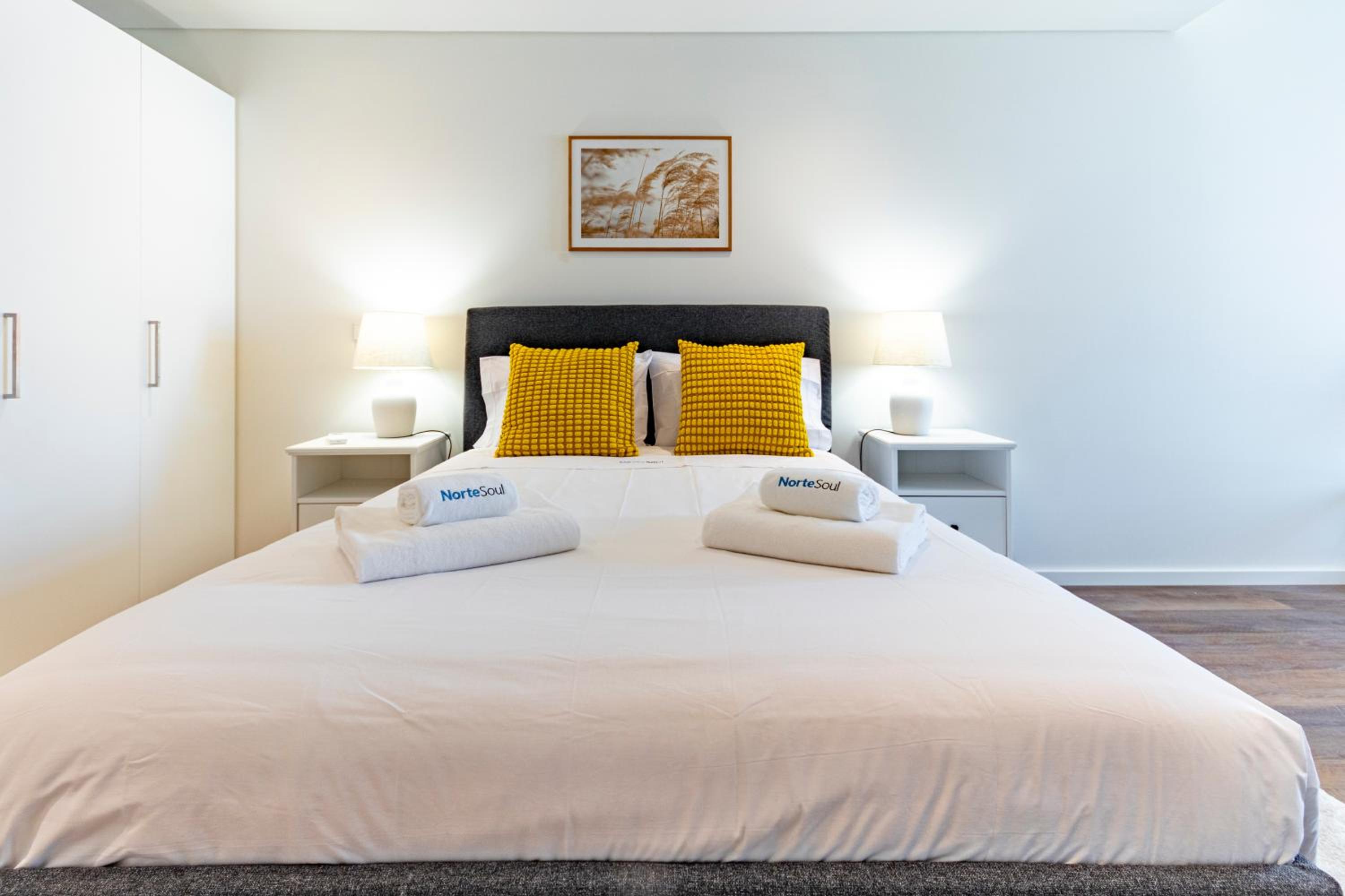 NorteSoul OldTown - 2 Bedroom 2 Bathroom Apartment!