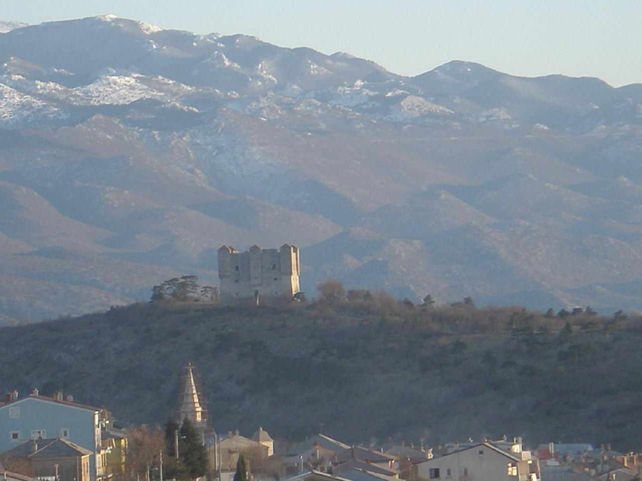 Photo 34