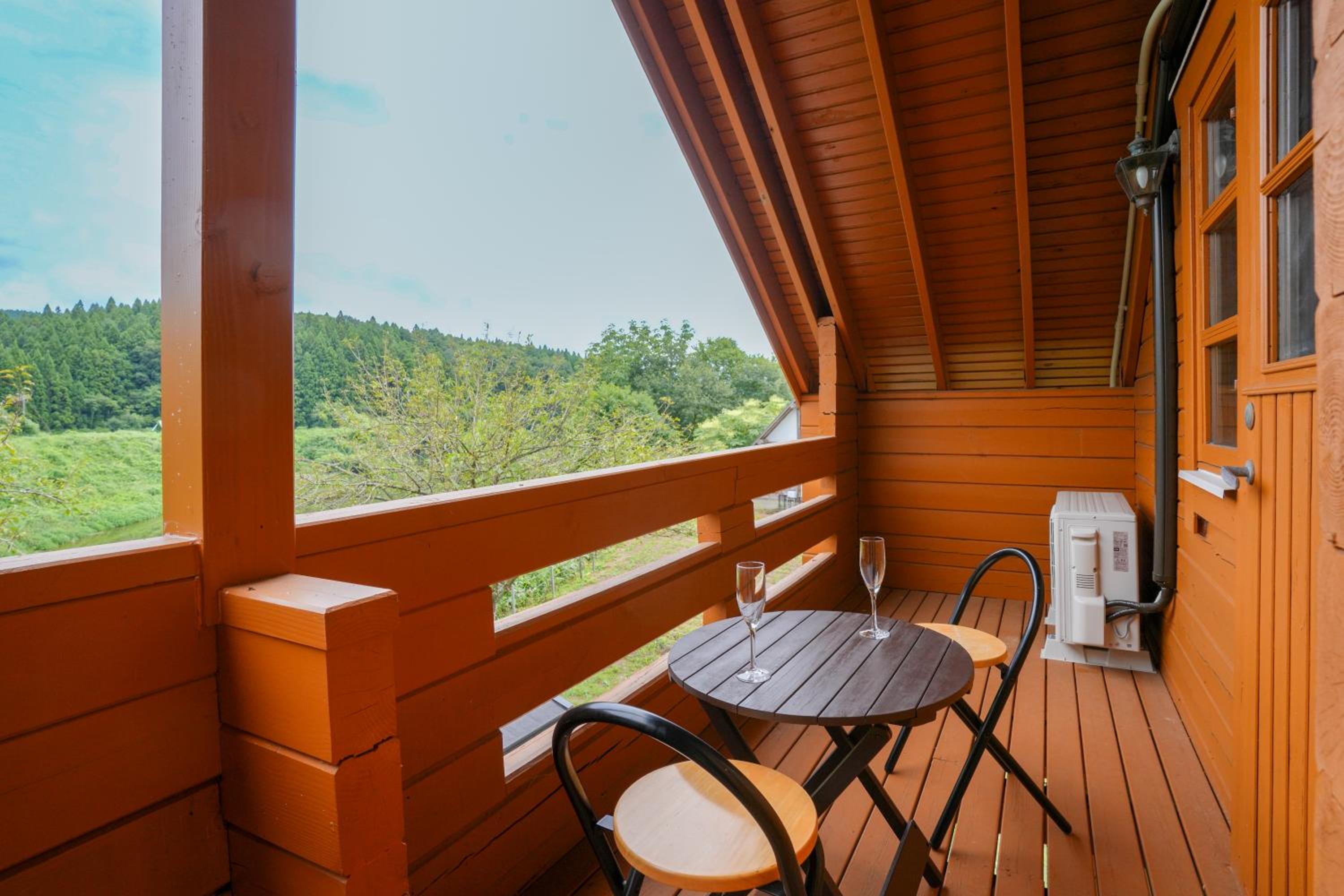 Sakata Log House 酒田ログハウス