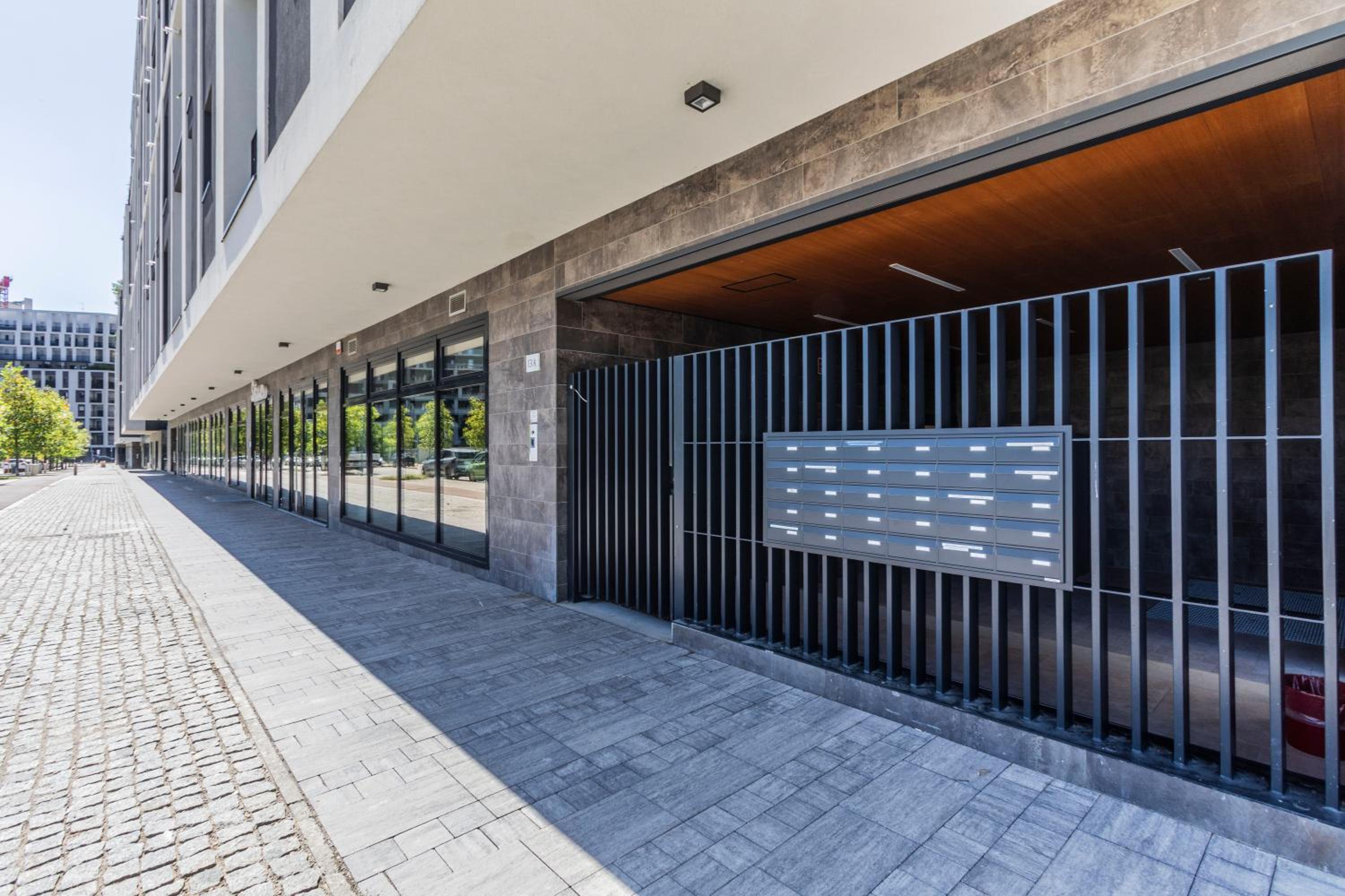 Prime Living Milano Merlata - Balcony Apartment
