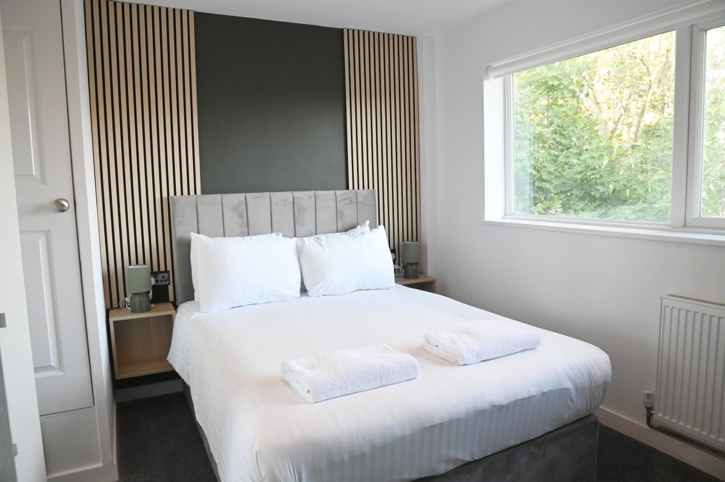 3-Bed in Desirable Mapperley Park Near City Centre
