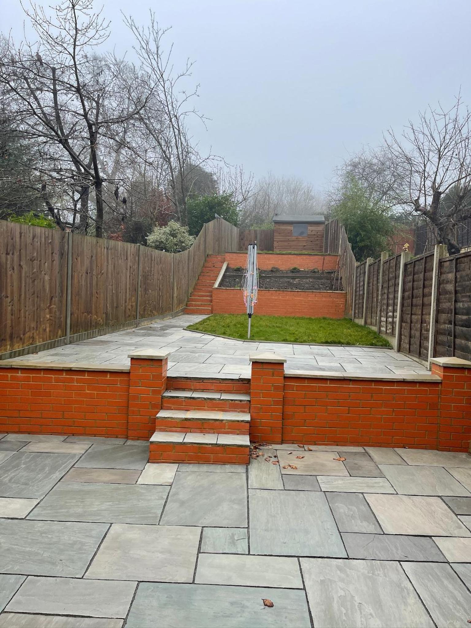 4 Bedroom Home, FREE Parking & Wi-Fi, Garden