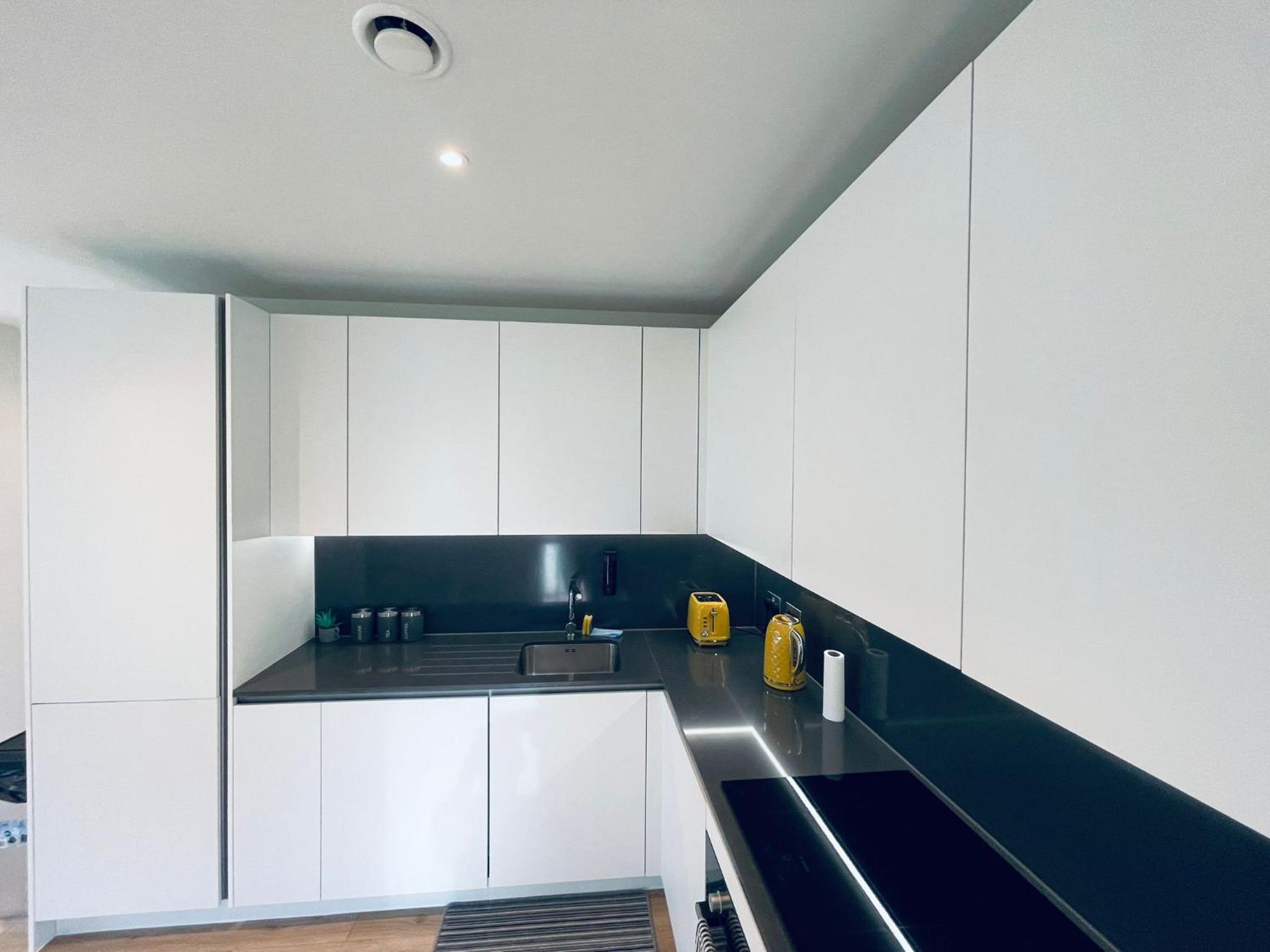 City Sky View Apartment