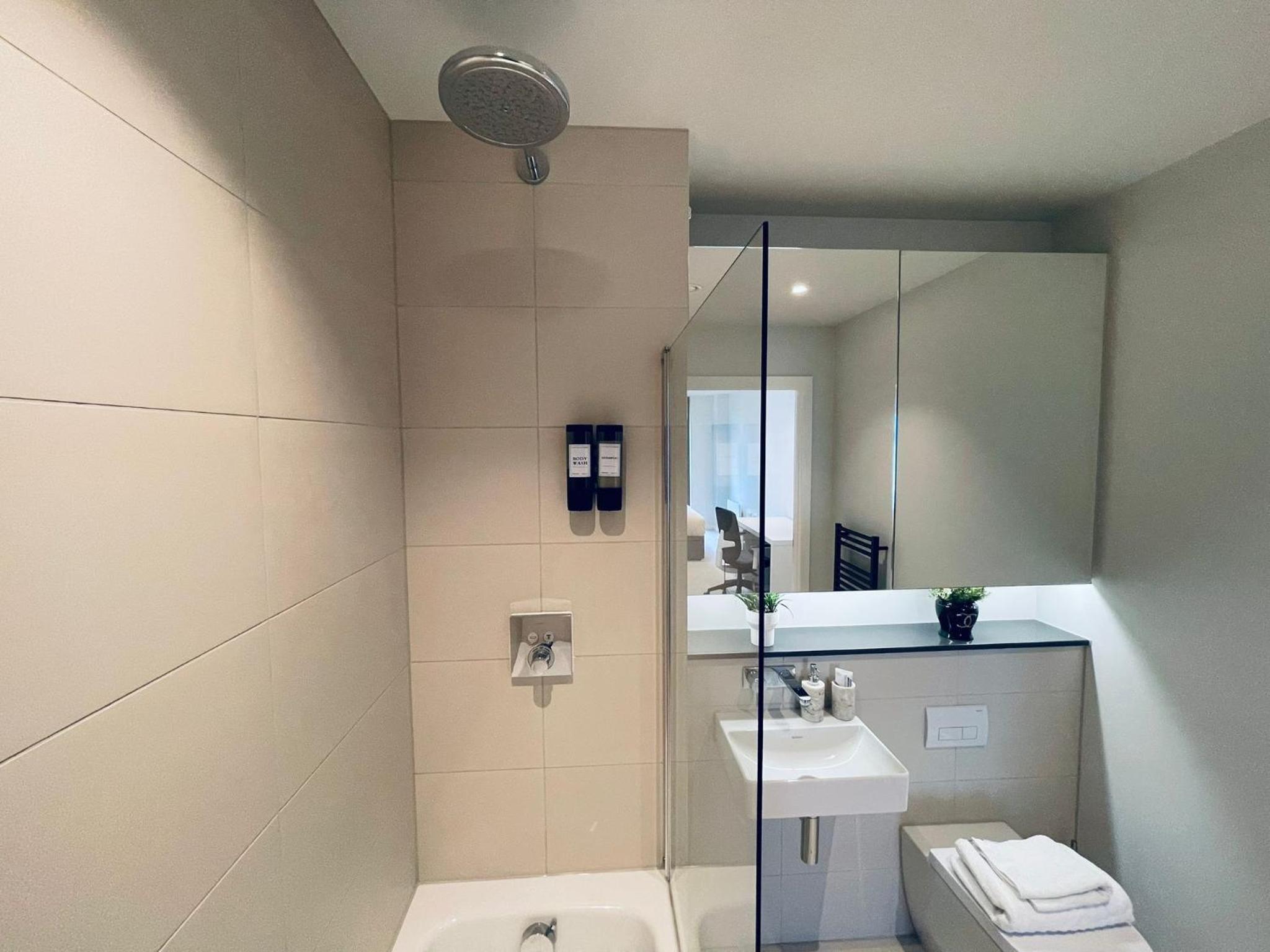 City Sky View Apartment