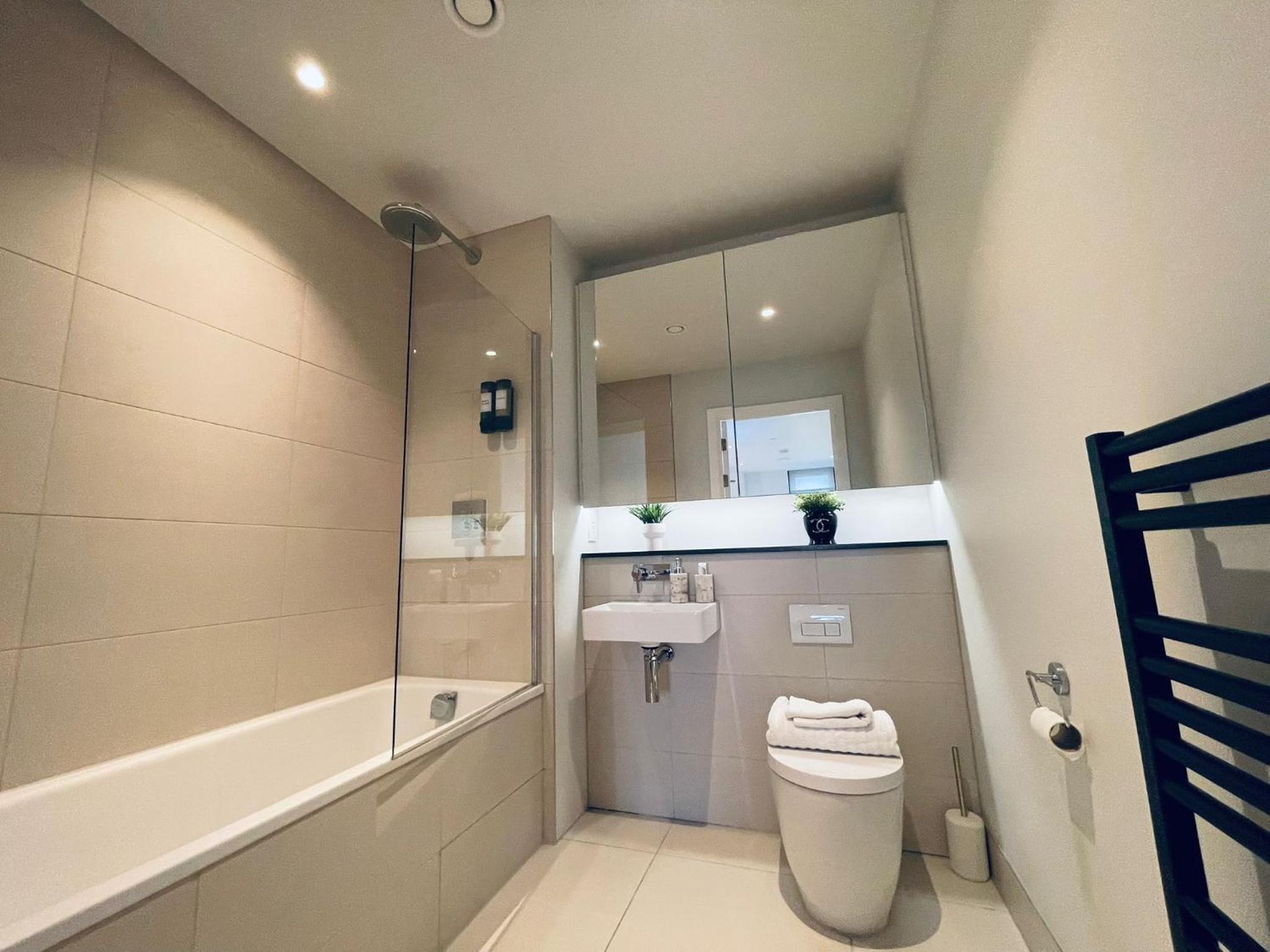 City Sky View Apartment