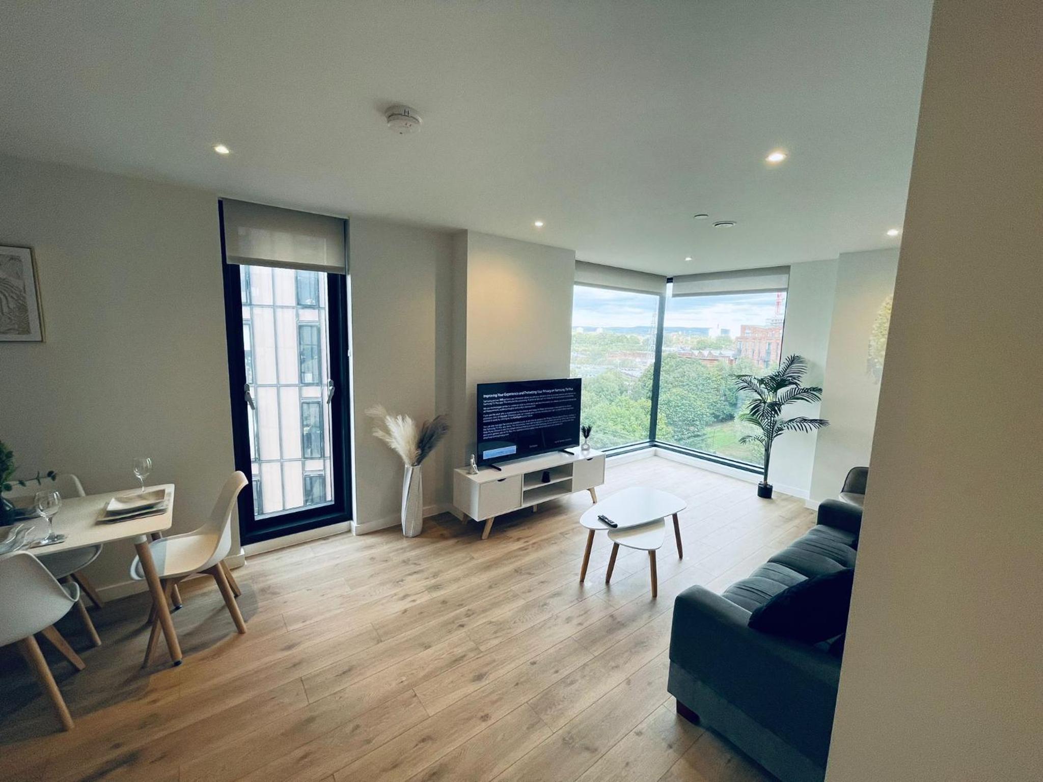 City Sky View Apartment