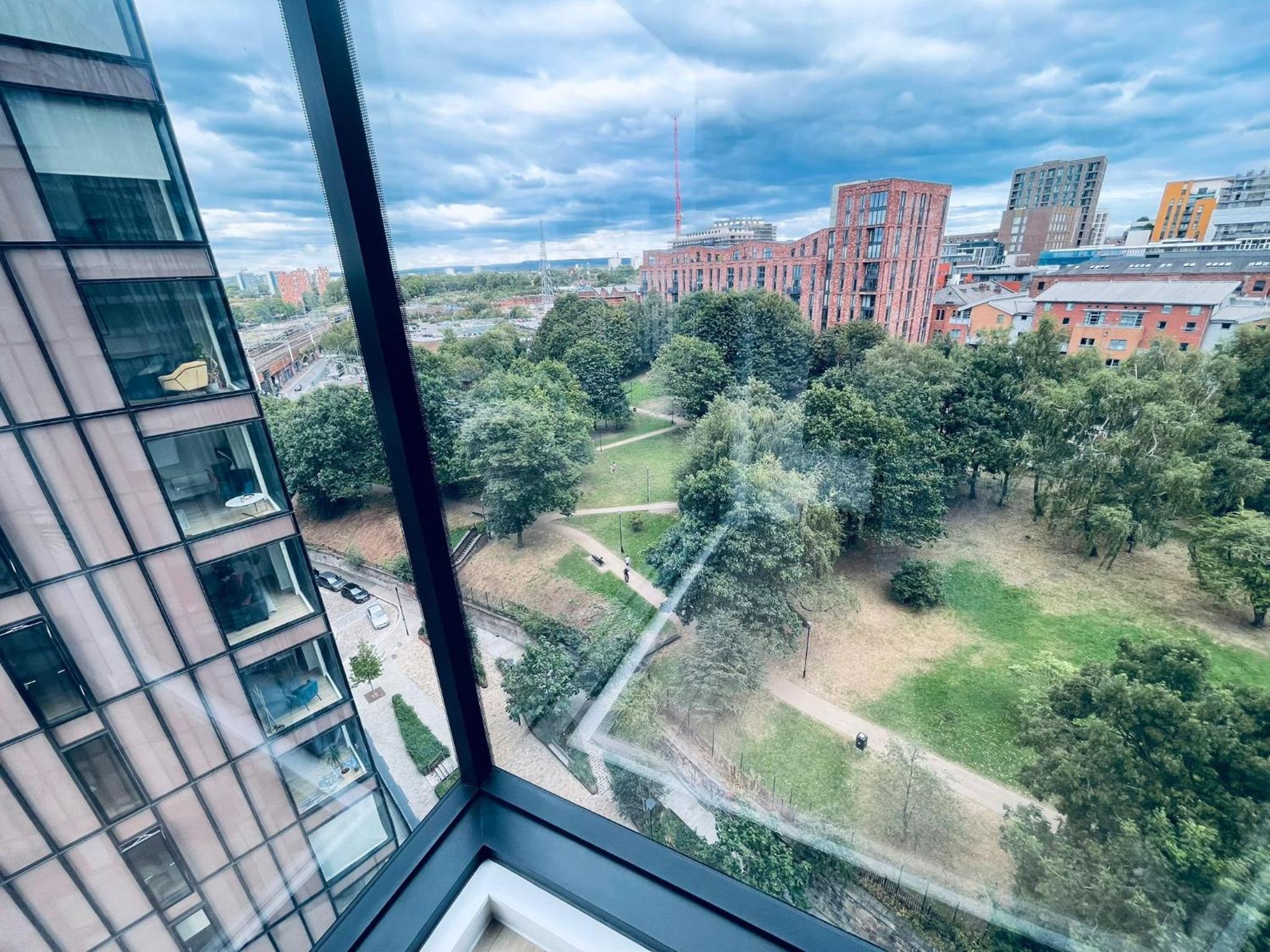 City Sky View Apartment