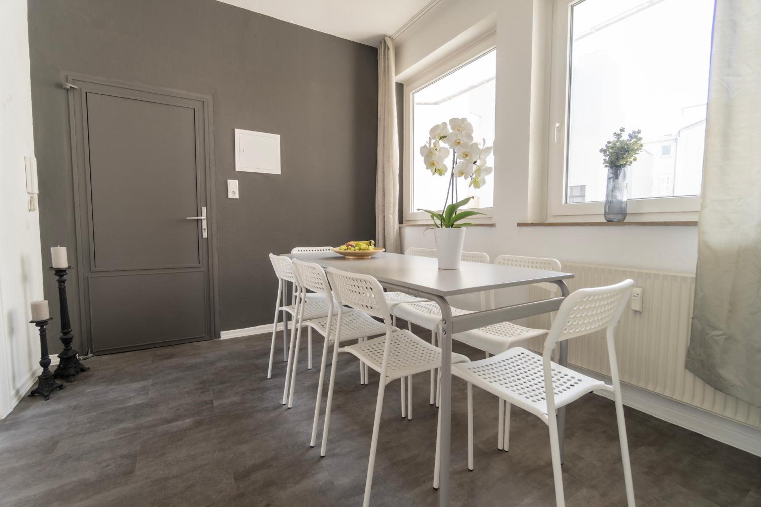 Zentrale Wohnung bis 10 Personen
